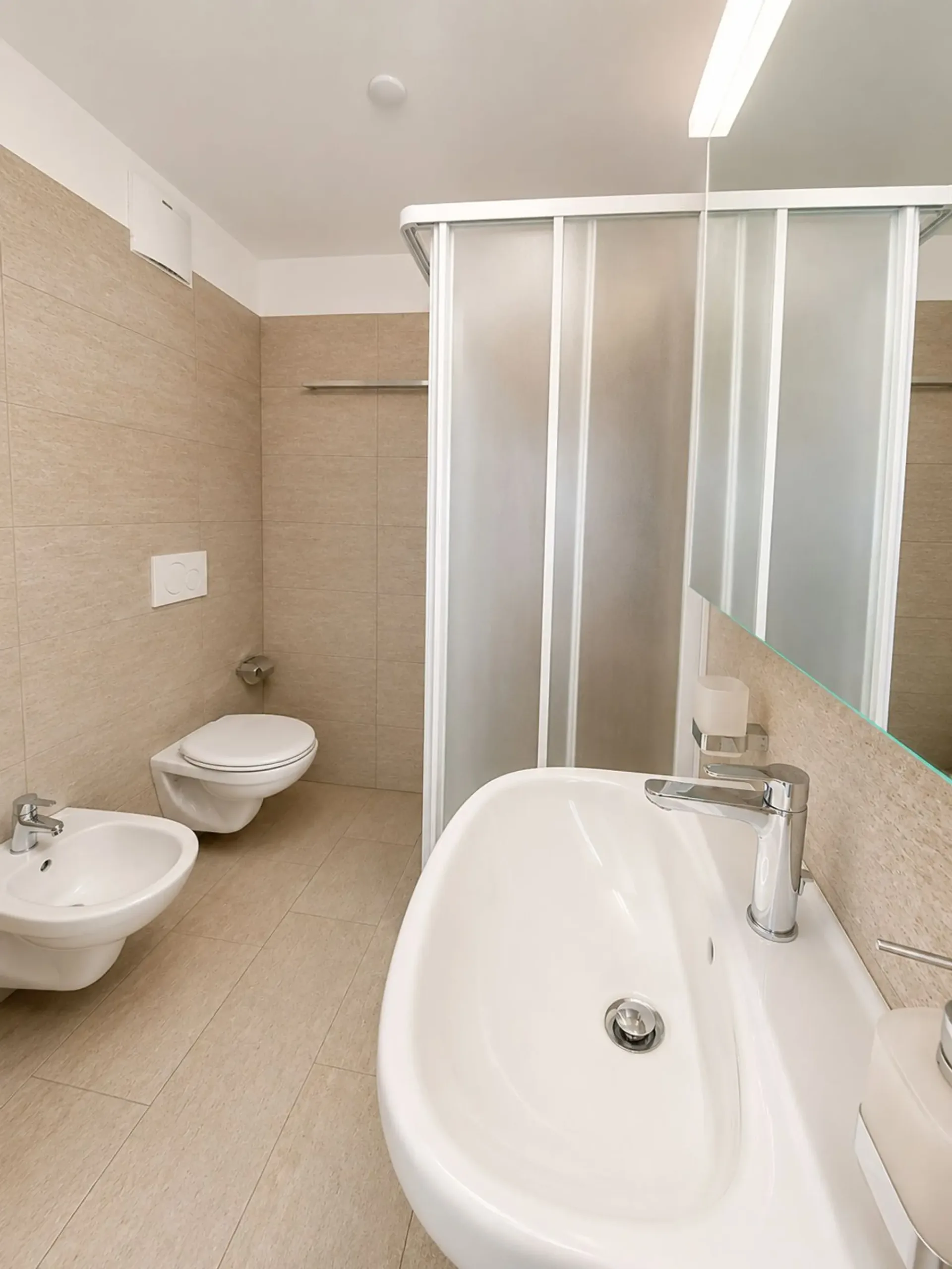Manno_Elegante 2.5 locali con ampio patio privato al piano terra