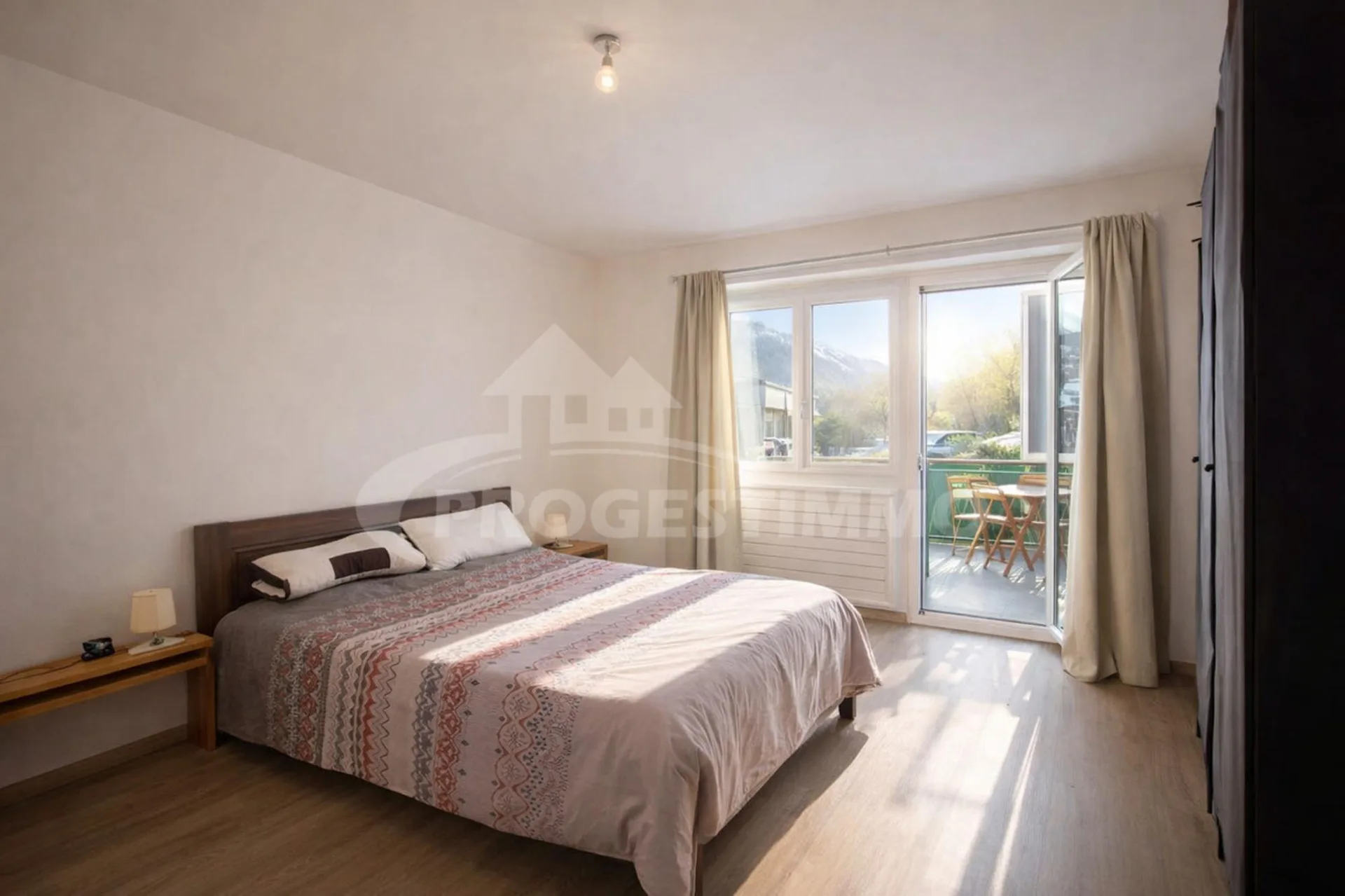 MAISON VILLAGEOISE AVEC POSSIBILITE D'AGRANDISSEMENT