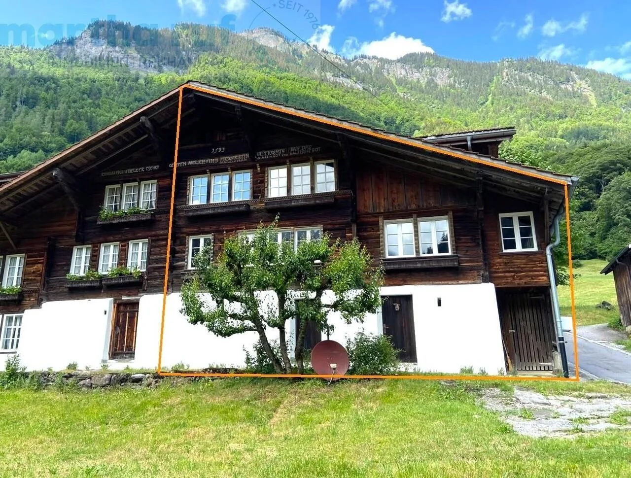 Naturnah wohnen in idyllischer Lage Gemütliche 7.5- Zimmer Haushälfte