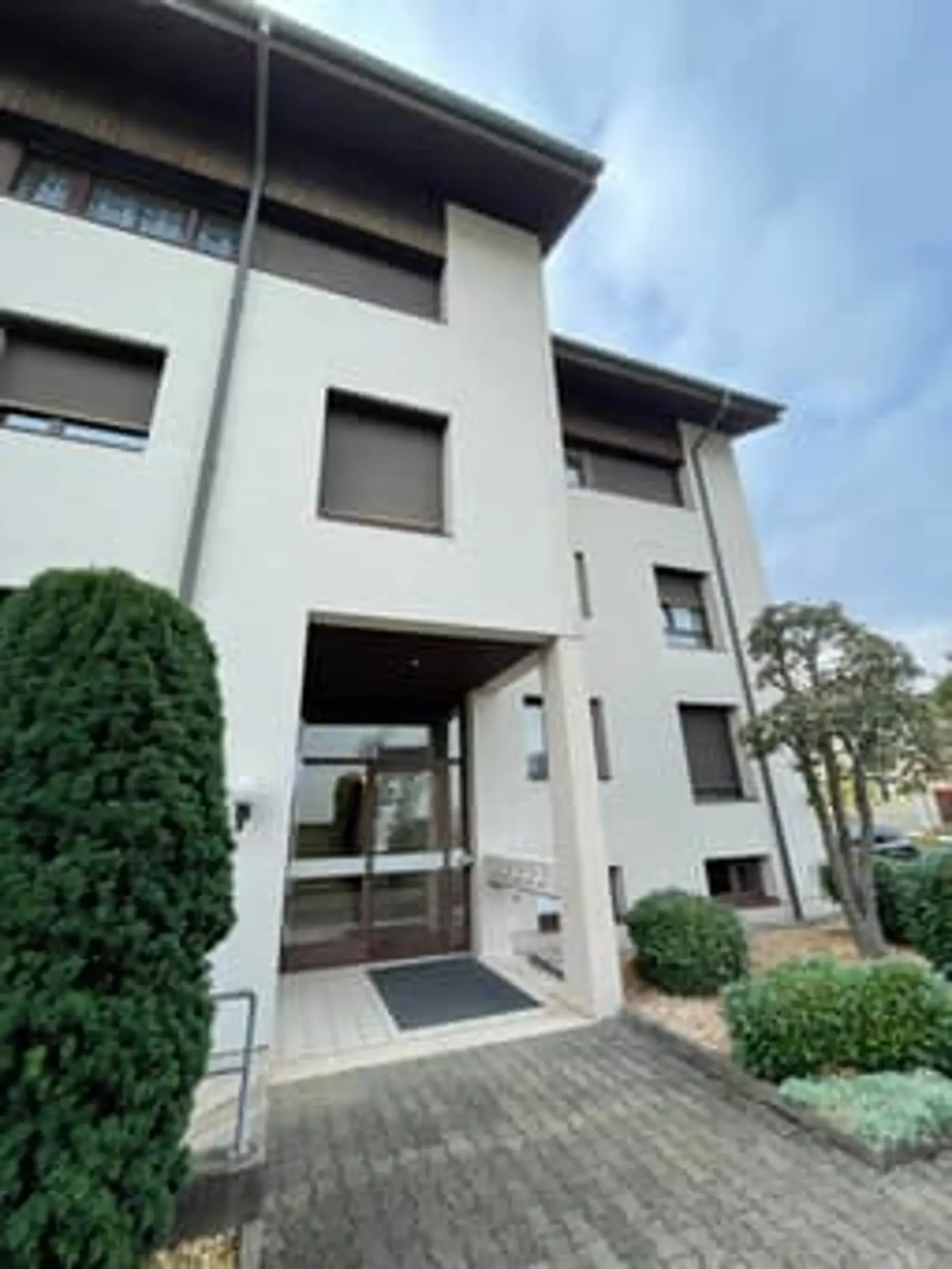 Charmante 2-Zimmer-Dachgeschosswohnung mit Balkon in Frenkendorf