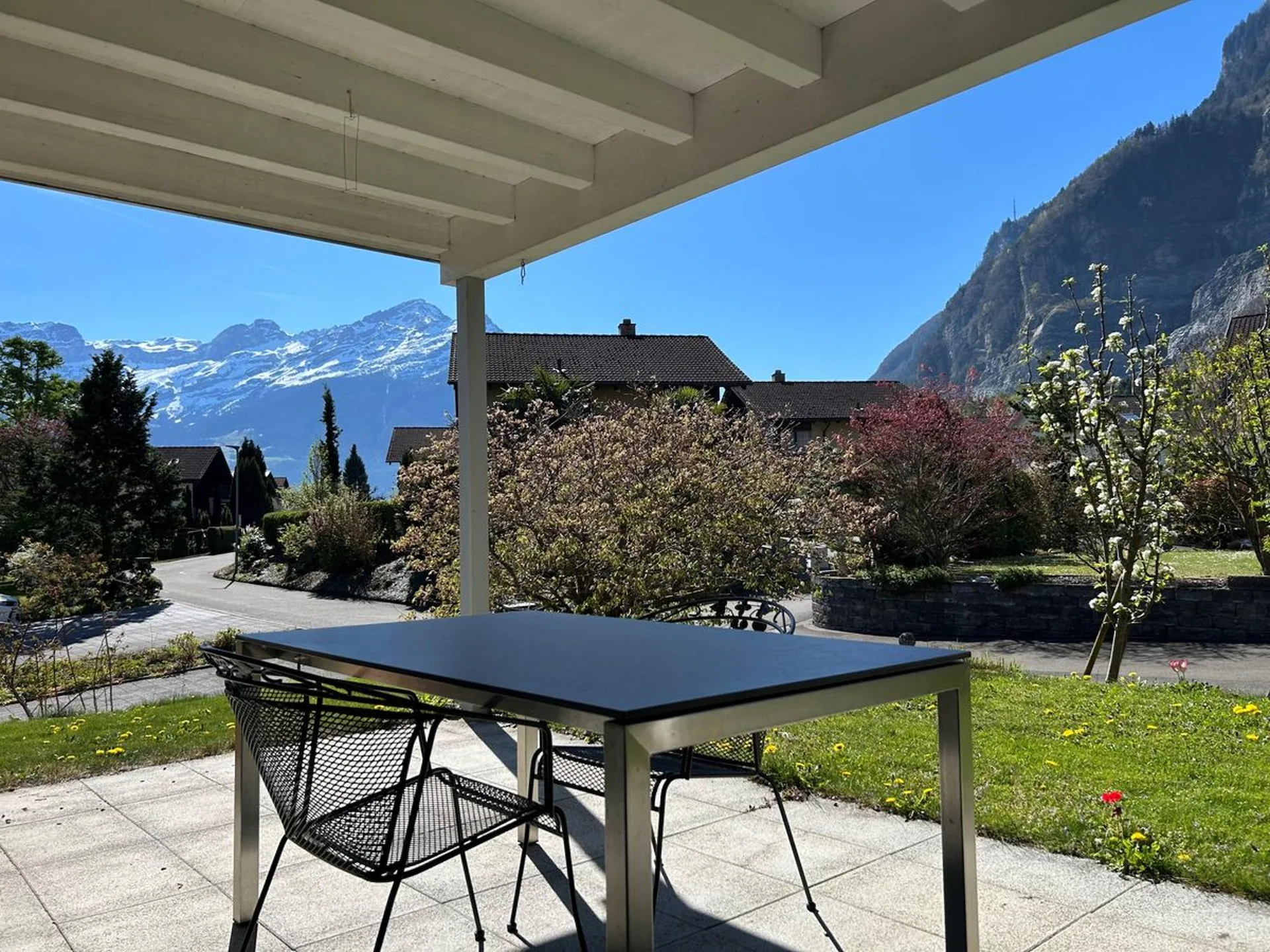 Moderne Gartenwohnung an ruhiger & idyllischer Lage