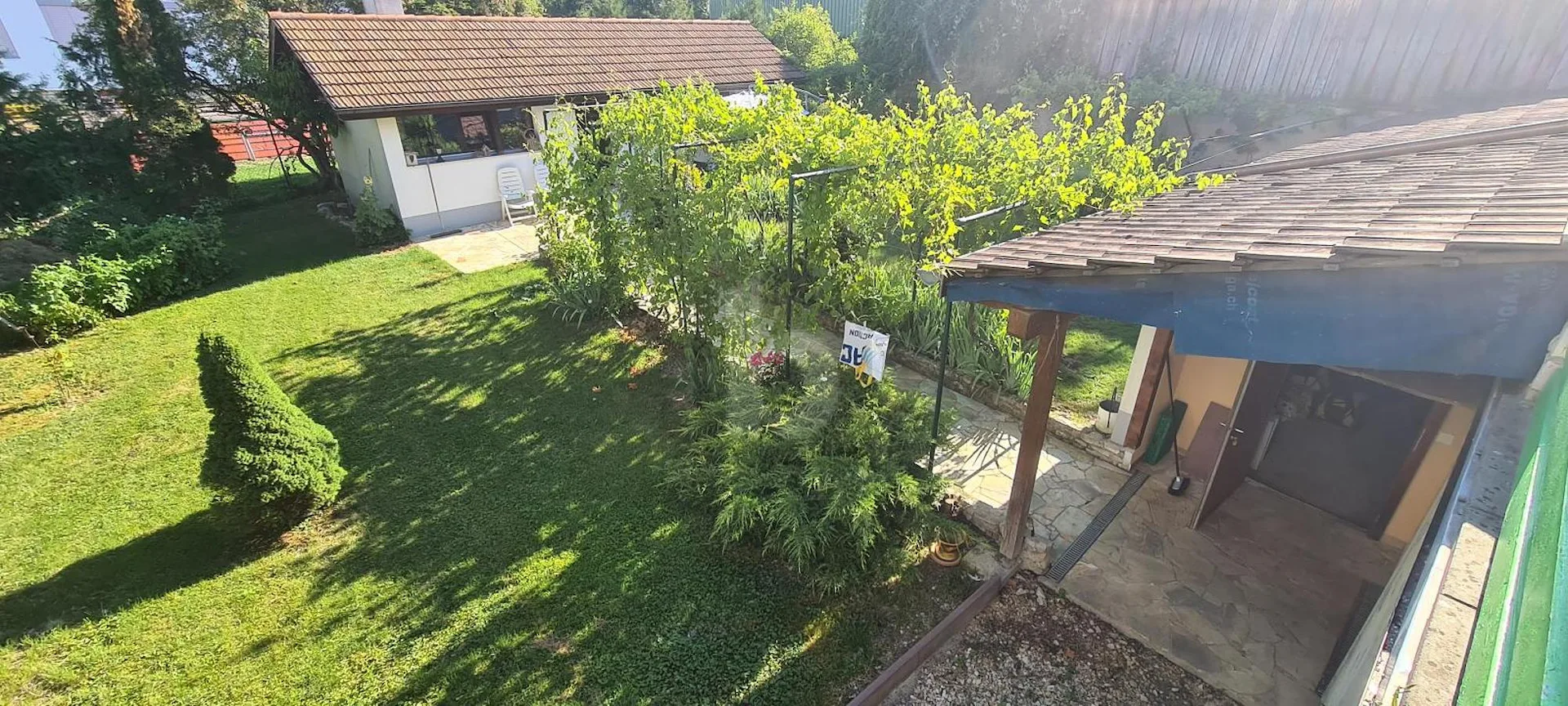 TOP PRICE! SPACIOUS WITH NICE POTENTIAL