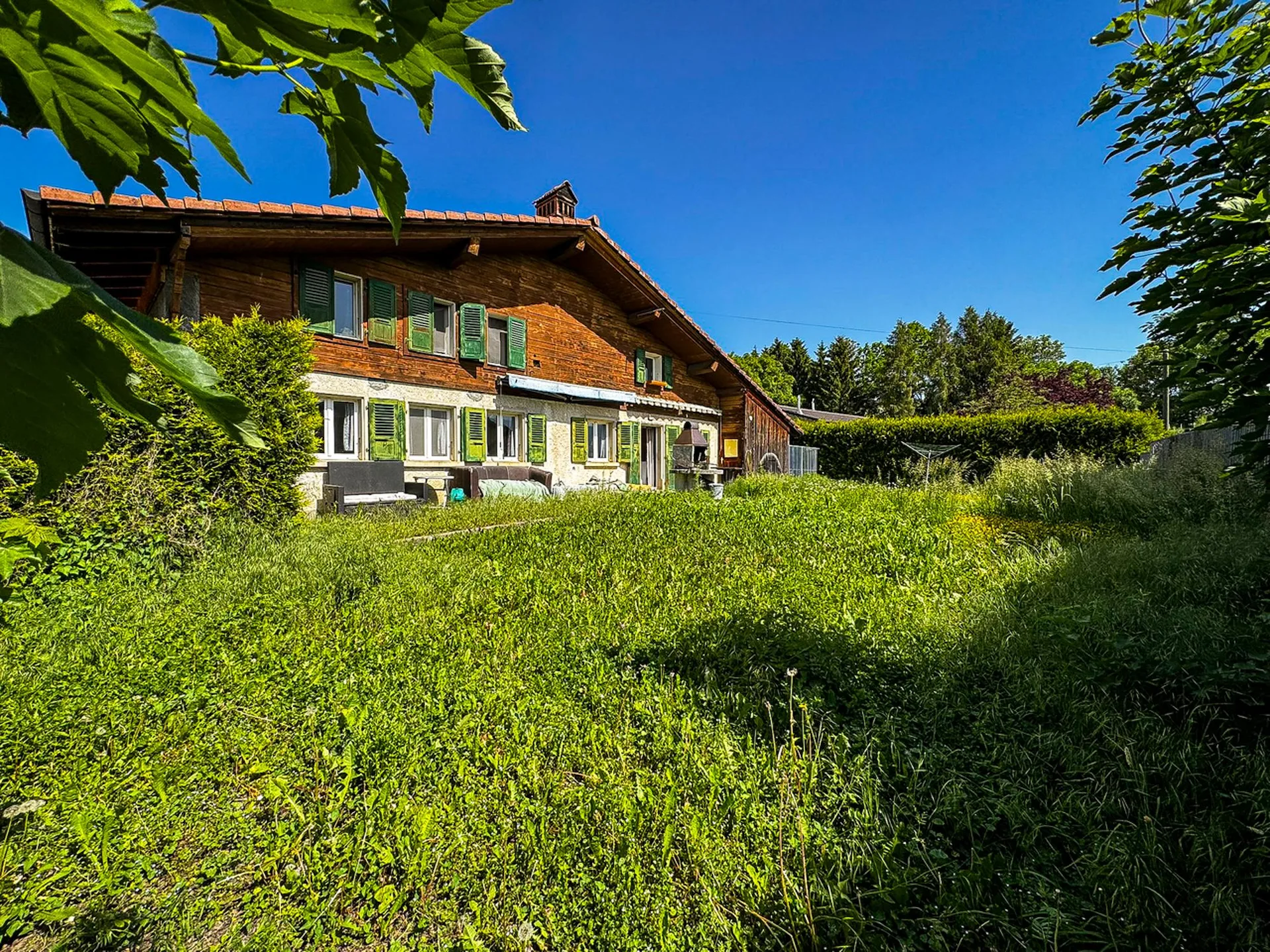Casa di villaggio nel cuore di Gumefens - Bel potenziale su 830 m²