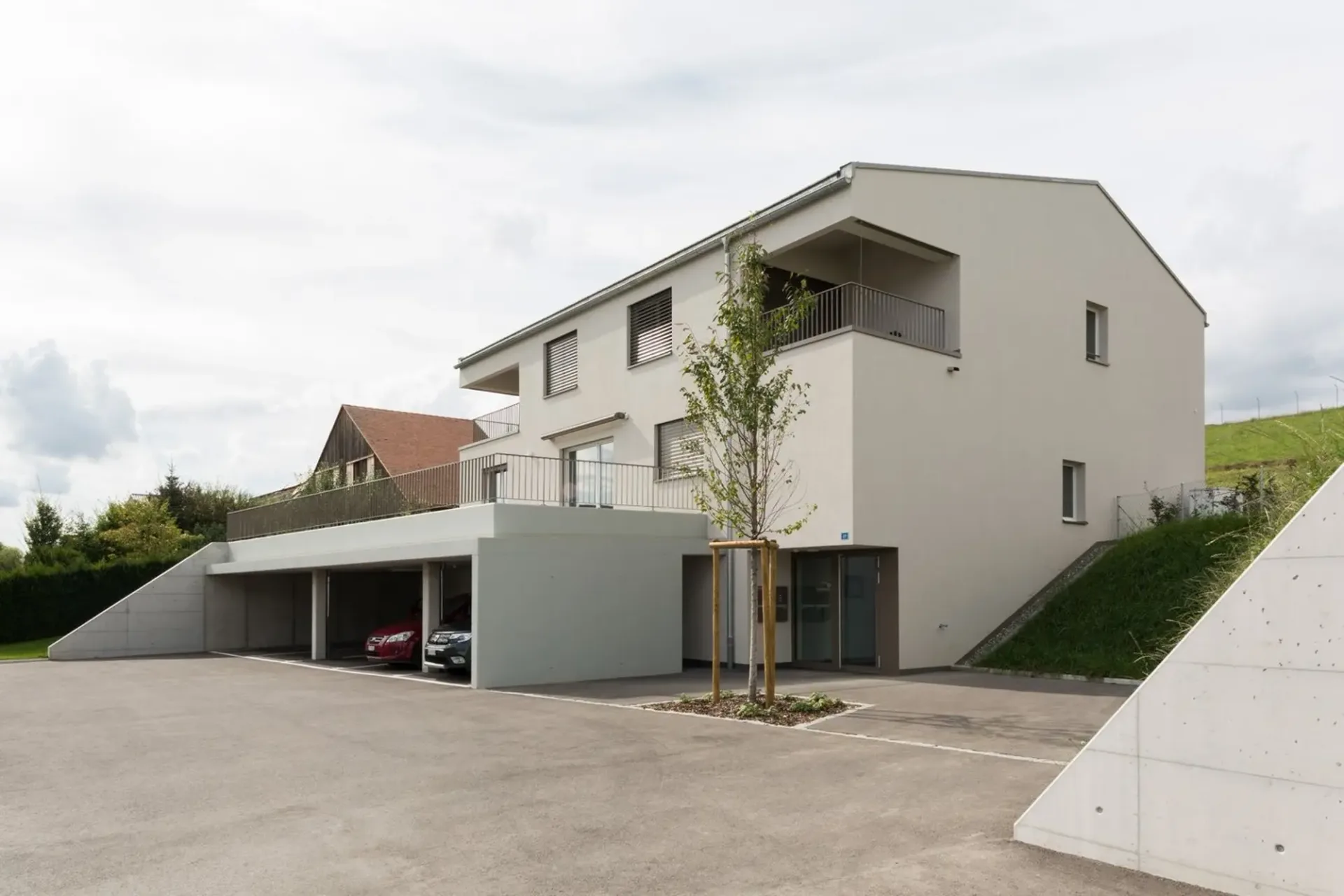 Magnifique appartement 2,5 pièces au dernier étage d'un petit immeuble