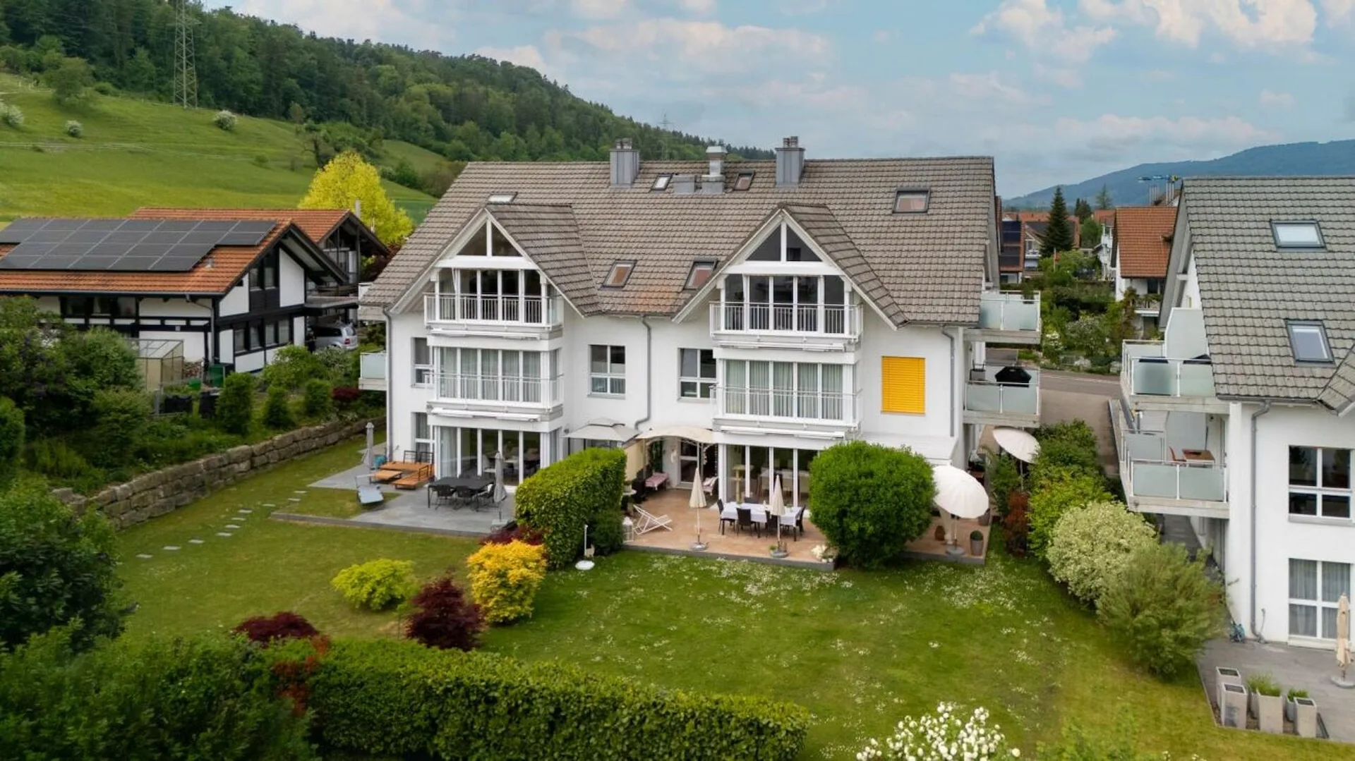 Appartement 4 pièces et demi au premier étage