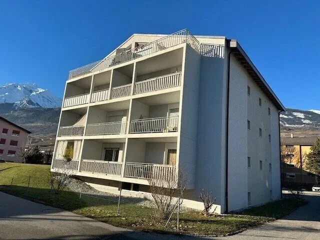 Places de parc intérieures à louer