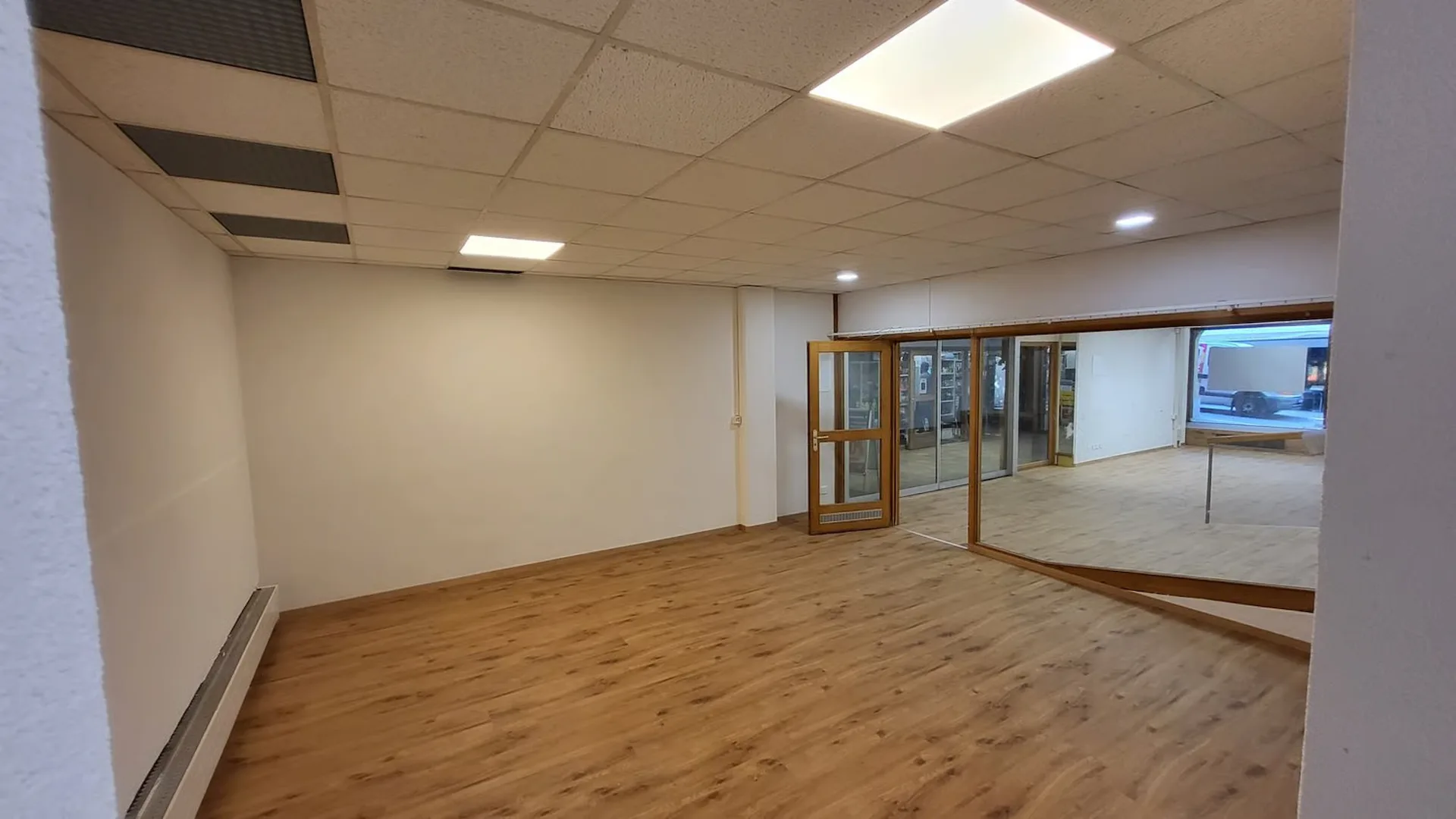 Rue des Moulins 51, Neuchâtel - Lokal von 360m2 renoviert im Jahr 2025