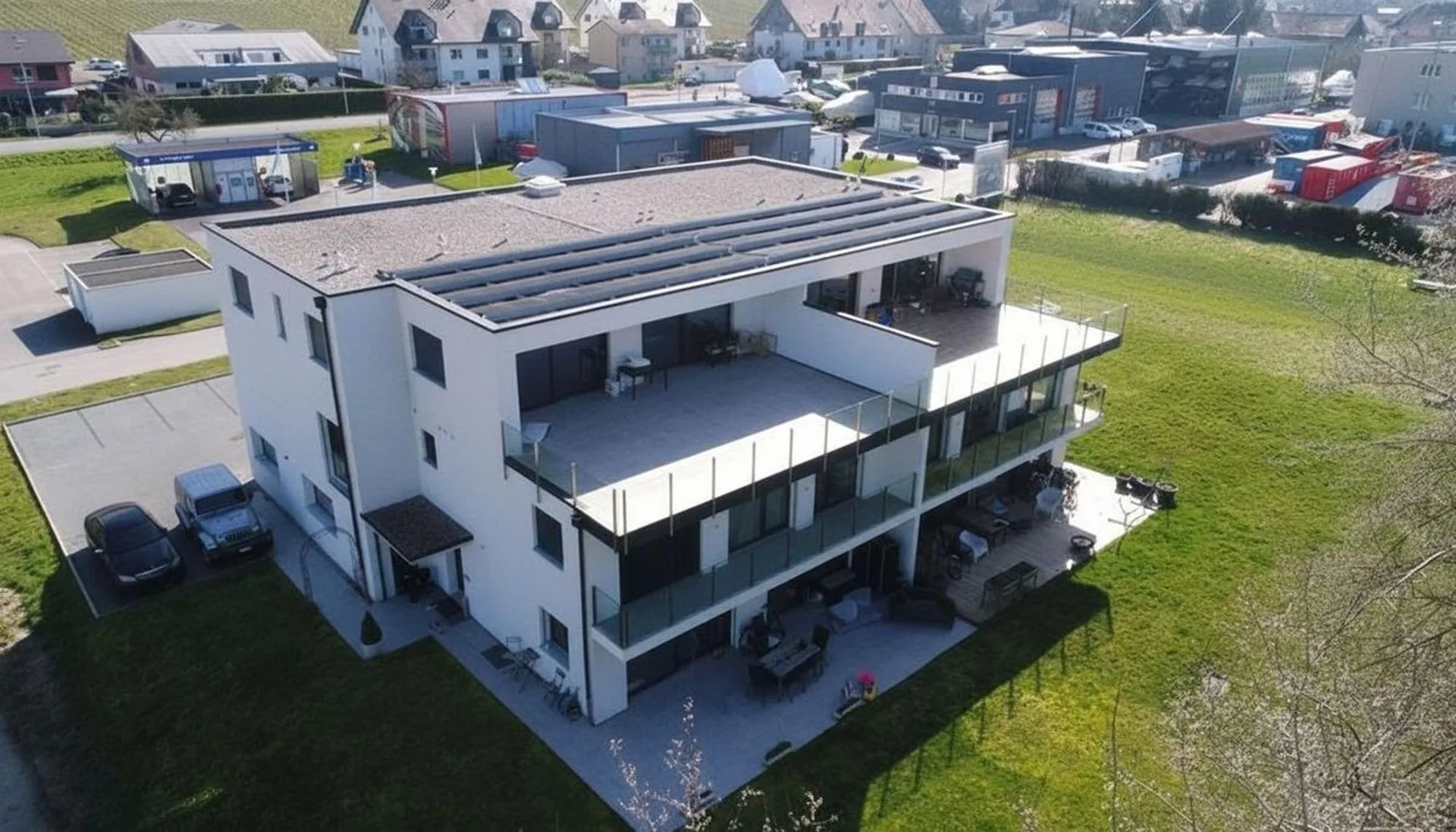 Attique lumineux avec grande terrasse et vue sur le lac - Cheyres