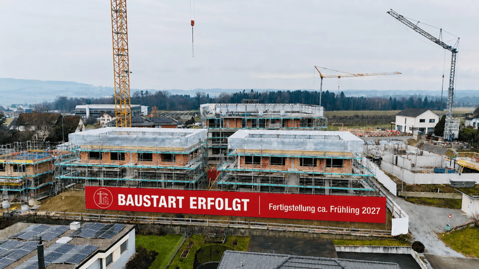 Familienwohnen mit Aussicht - grosszügiges 5.5-Zi. Doppel-Einfamilienhaus