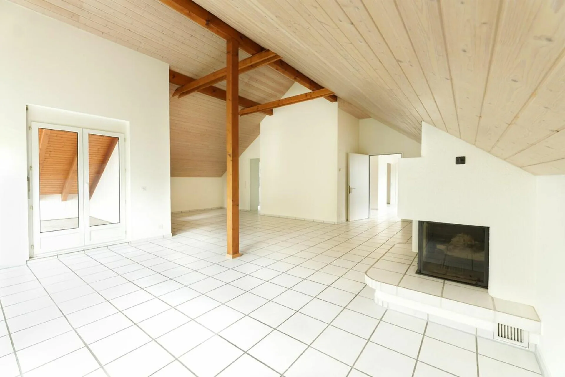 4.5-Zimmer Dachwohnung in Reinach
