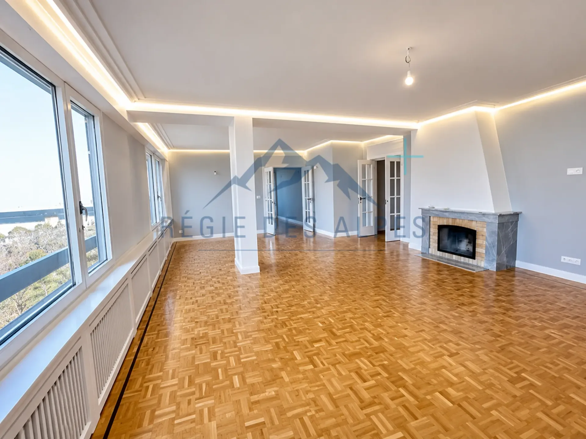 Appartement traversant de standing | 7 pièces avec vue panoramique