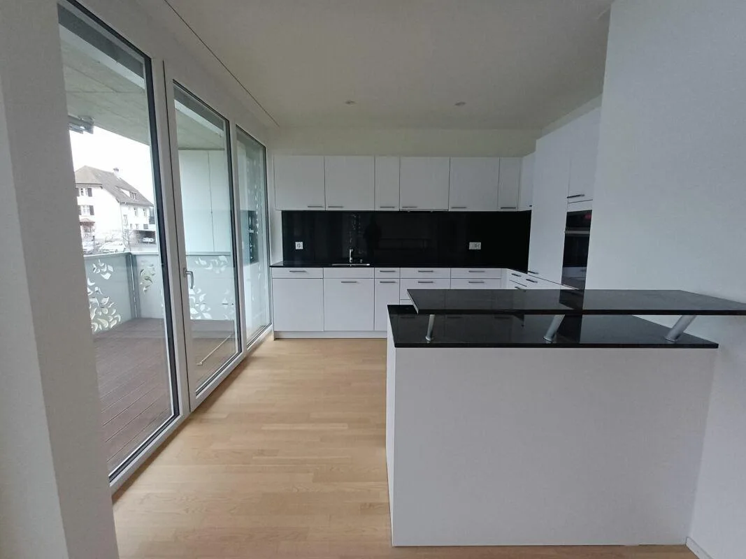 Attraktive 4.5 Zimmerwohnung mit Südbalkon