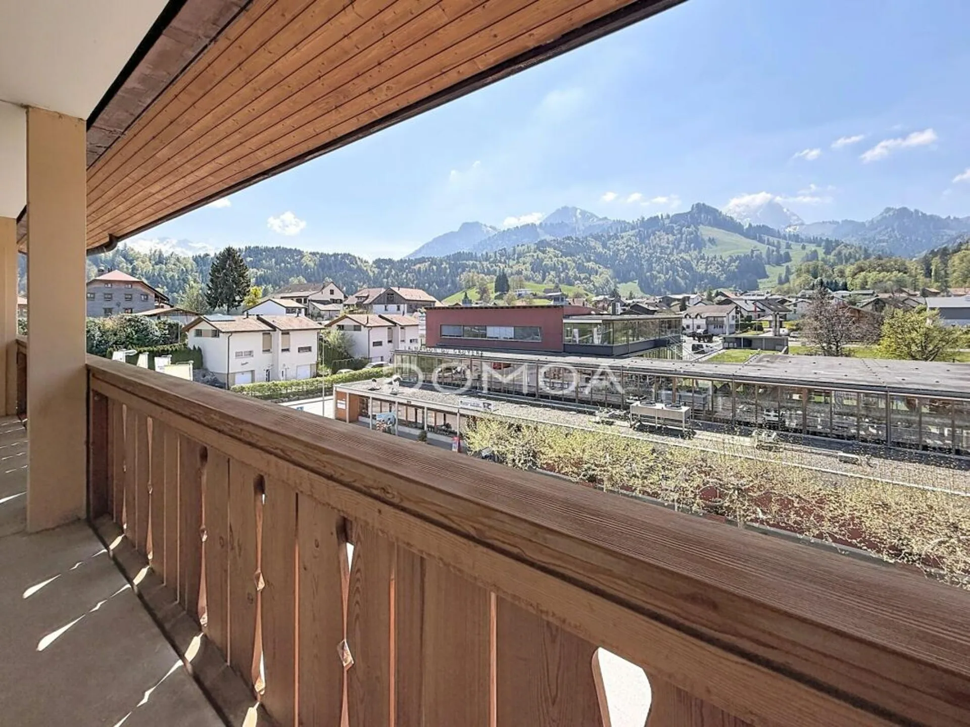 Appartement rénové avec vue sur le Moléson