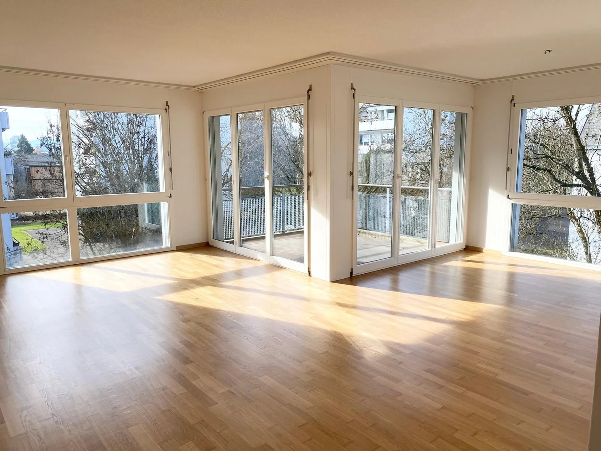 Charmante 3.5-Zimmer-Wohnung mit Balkon in Zürich-Seebach