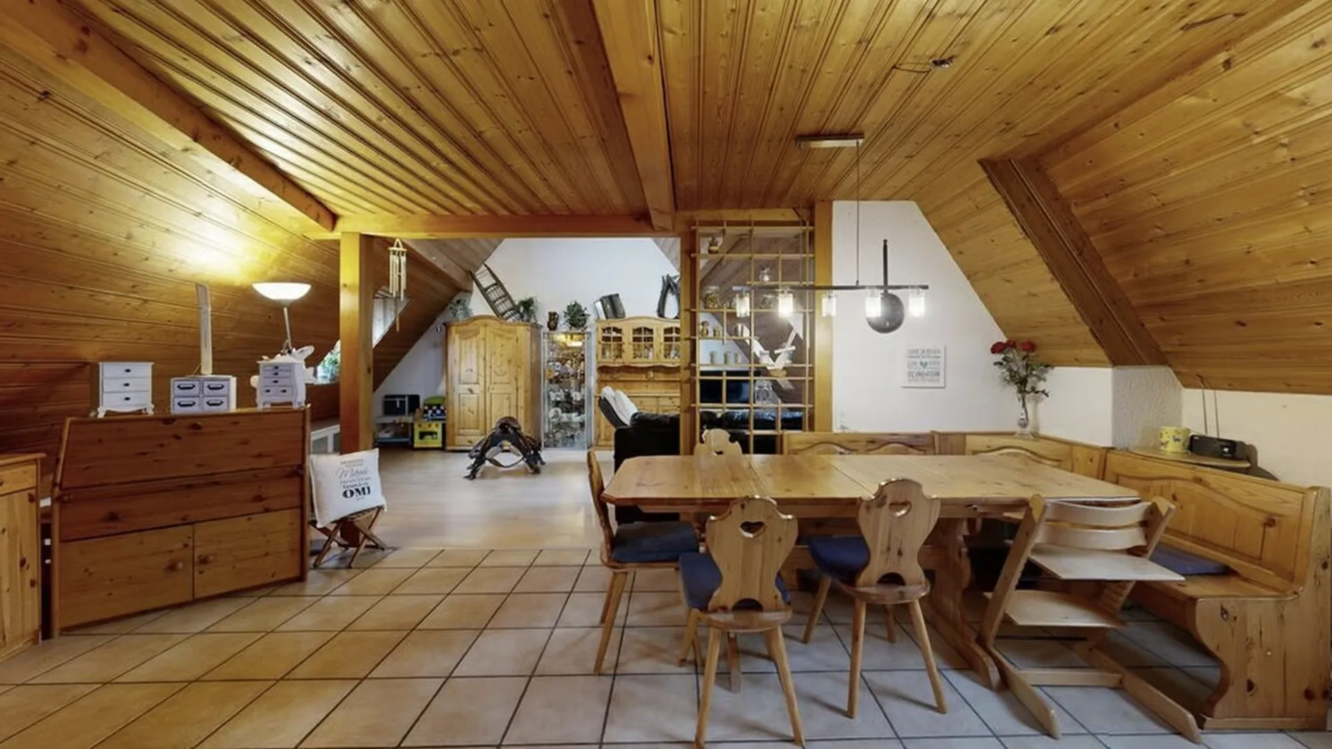 Charmante 4.5-Zimmer-Duplexwohnung mit Terrasse