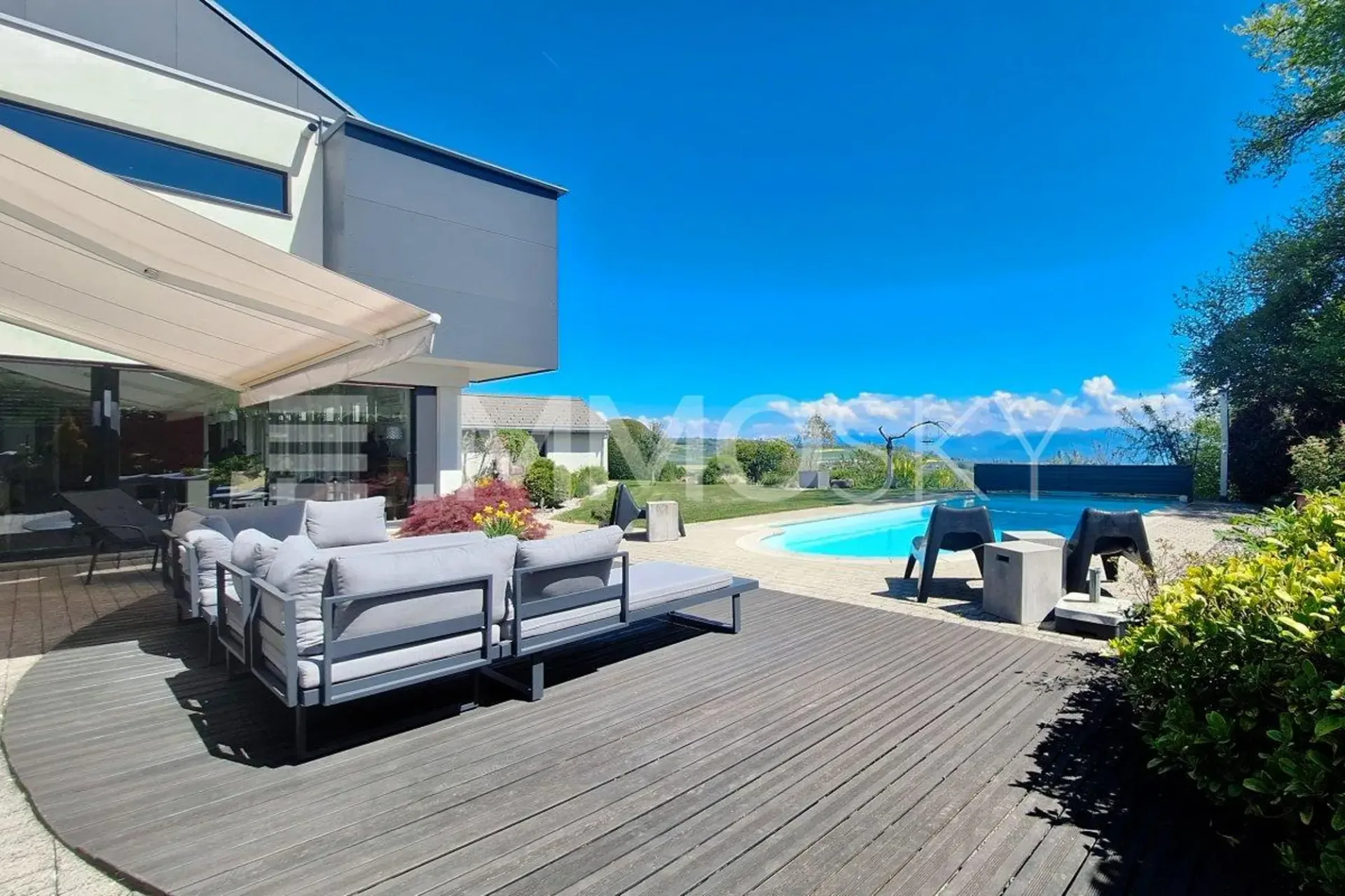 Maison individuelle de 11 pièces à Le Vaud!