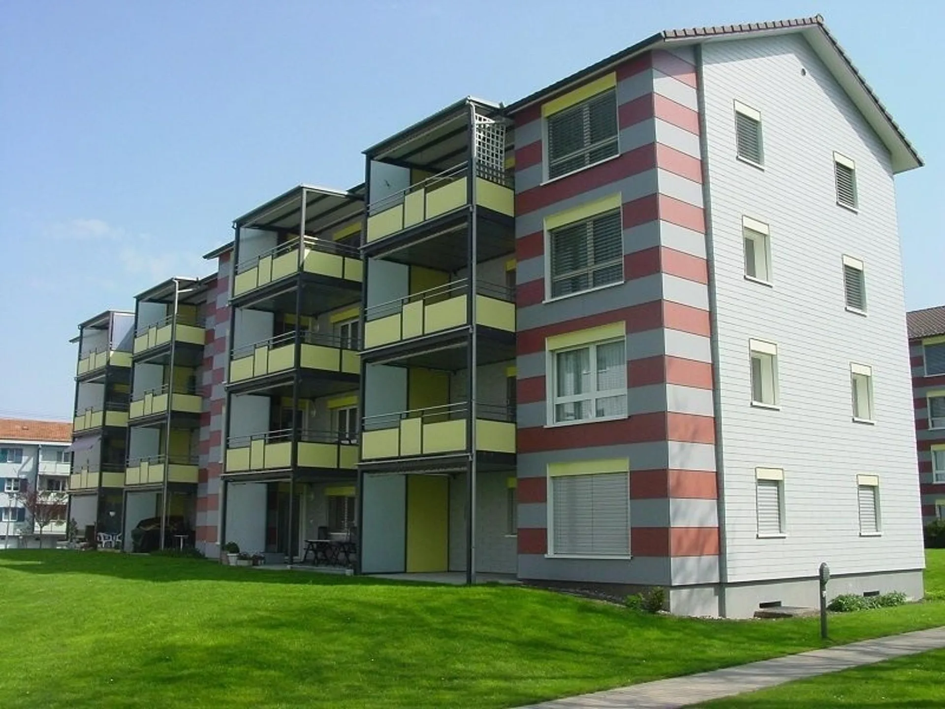 Ruhig und zentrumsnah liegt diese 4-Zimmer Wohnung
