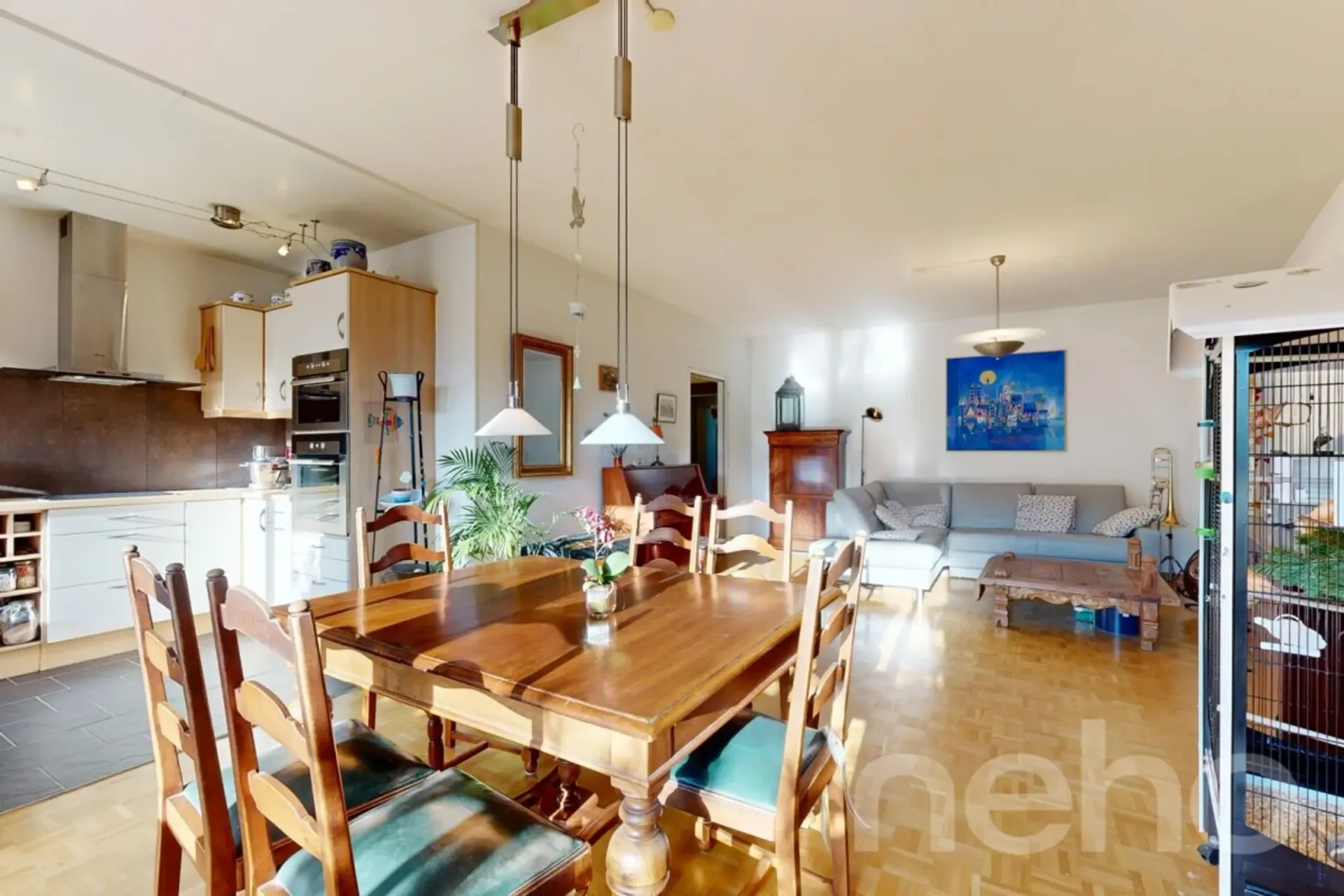 Schönes Familienapartment, 114 m², hell, Hyperzentrum
