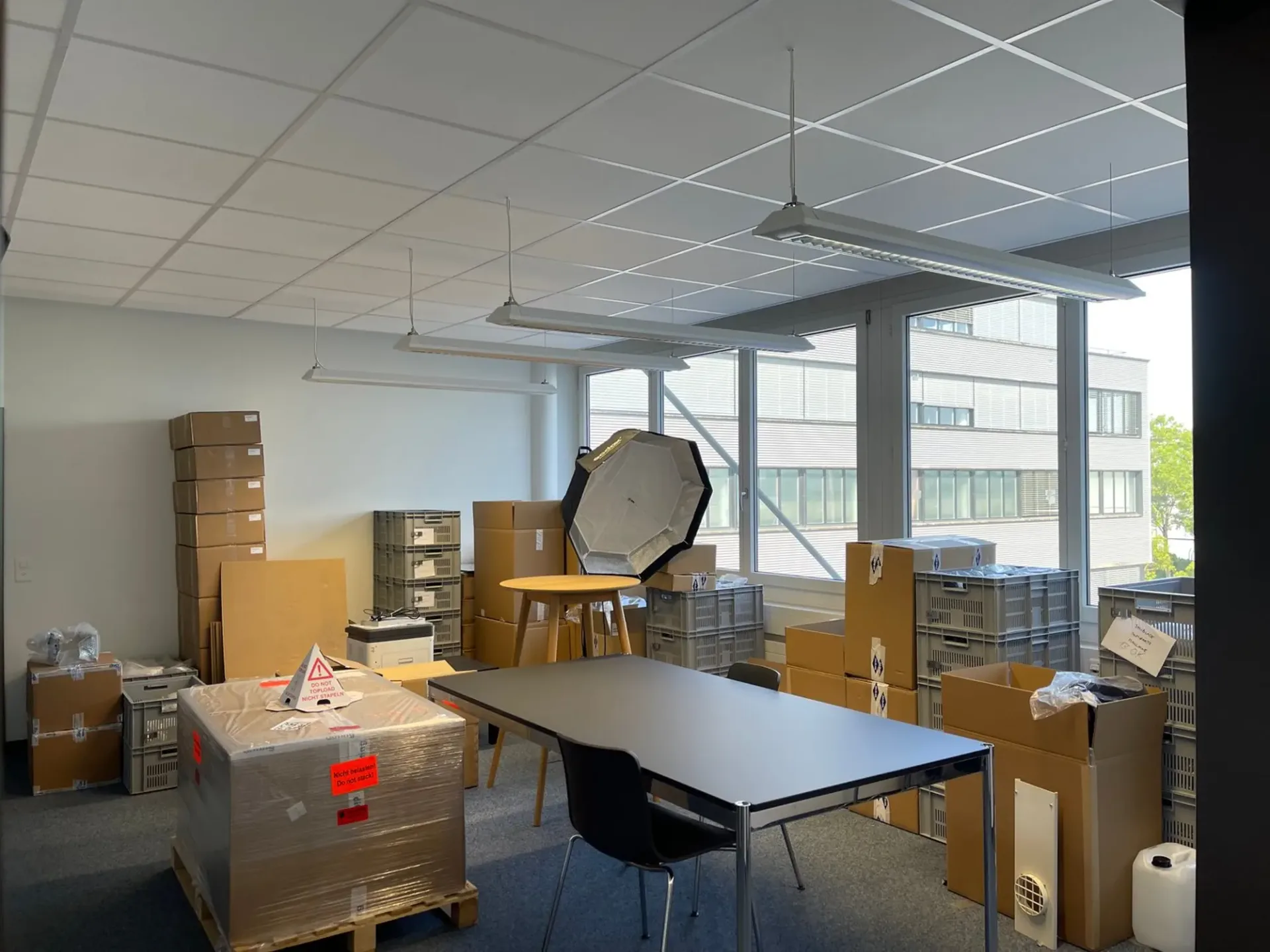 Modernes Büro im 1. Obergeschoss in Cham