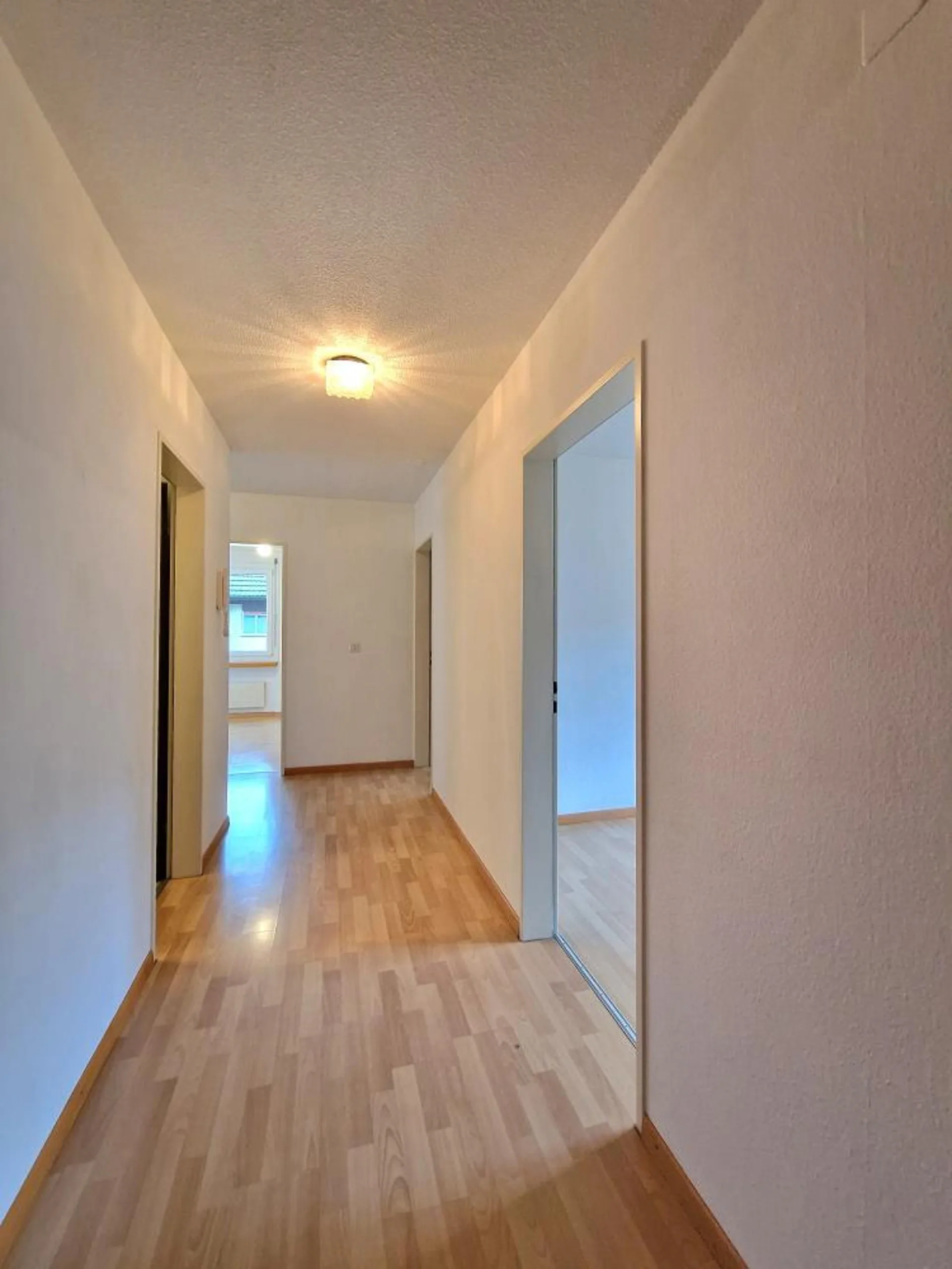 Attraktive Wohnung auf dem Land!**S P E Z I A L A N G E B O T**