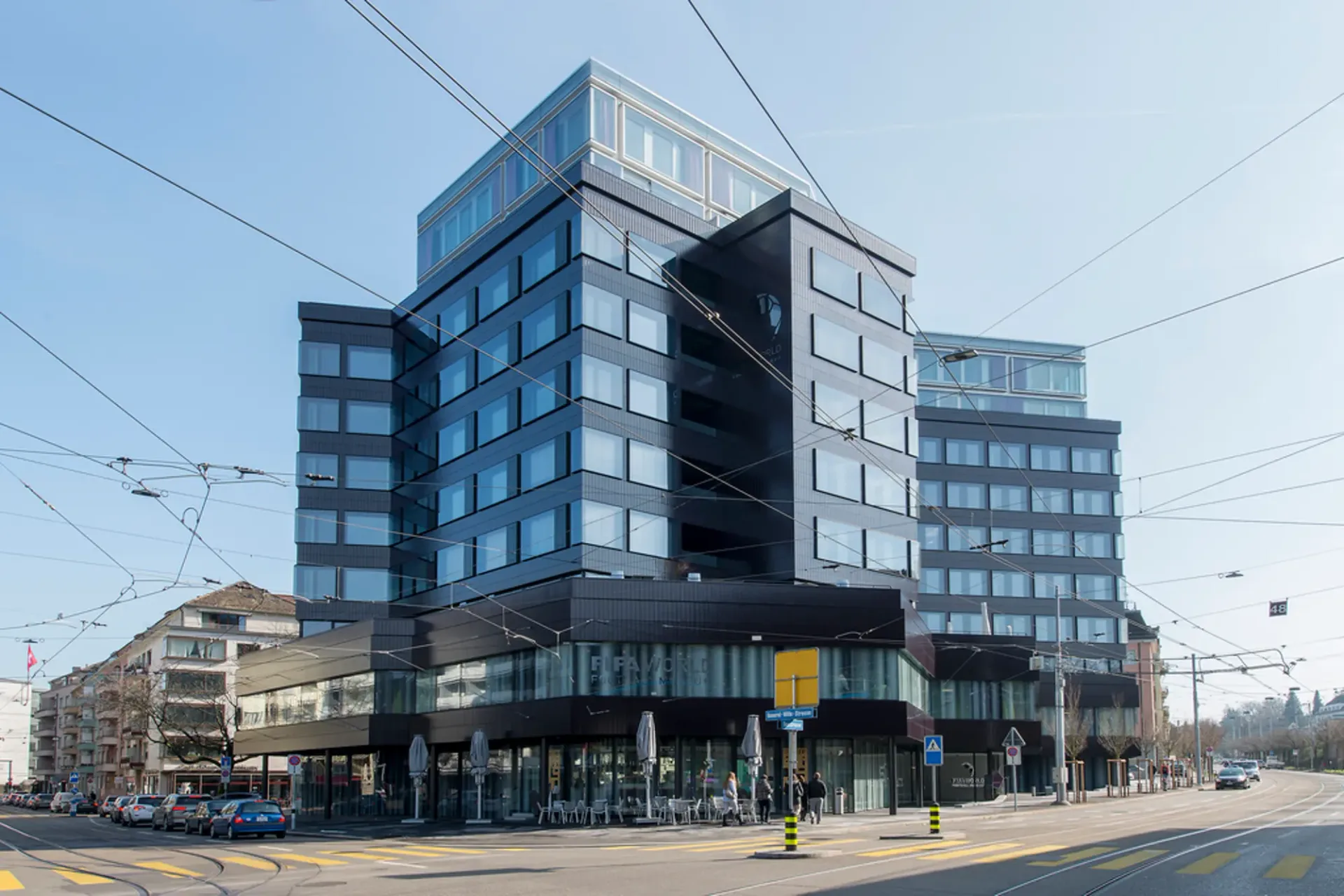 Live Above - Exklusive Mietwohnung über dem FIFA Museum