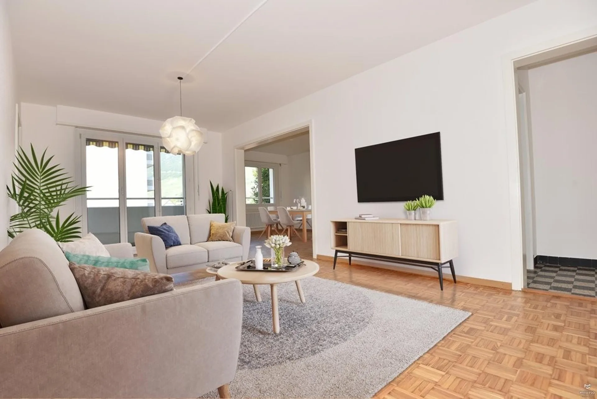 Schönes Apartment mit Balkon und Keller, nur wenige Schritte von den Einrichtungen entfernt