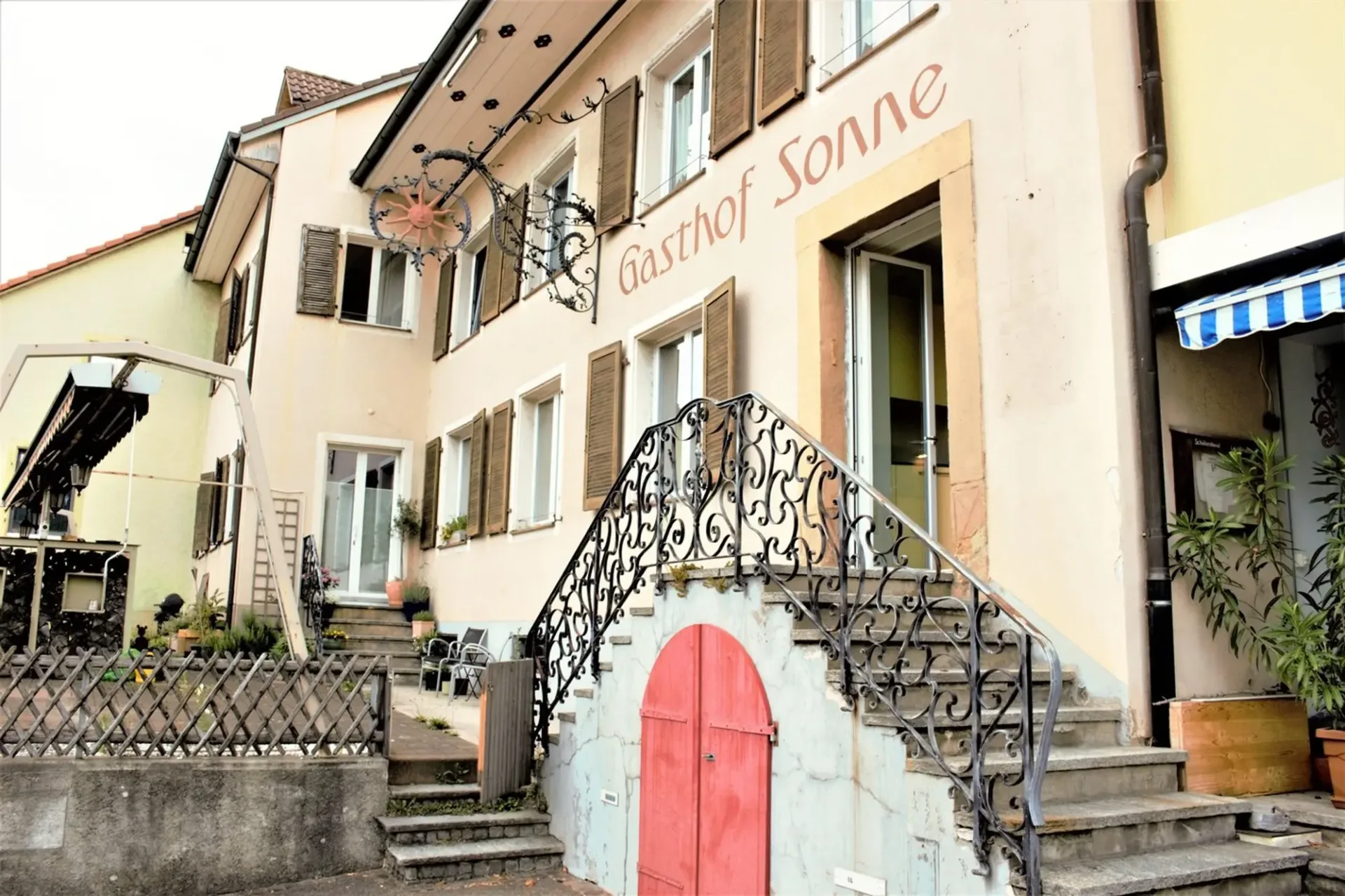 Helle 4.5-Zimmer-Wohnung mit grosser Terrasse in Läufelfingen