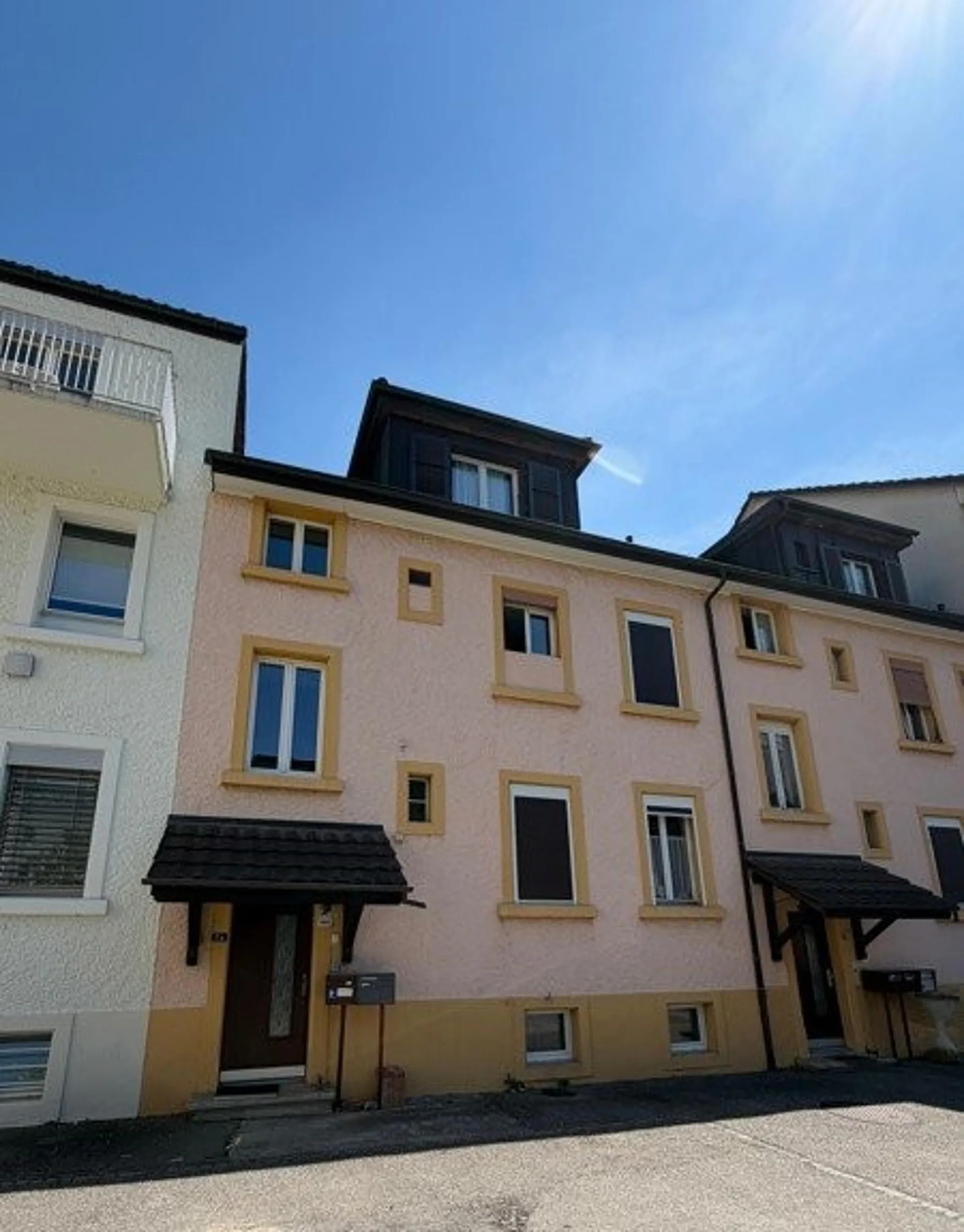 Charmante Maisonette-Wohnung mit grossem Garten