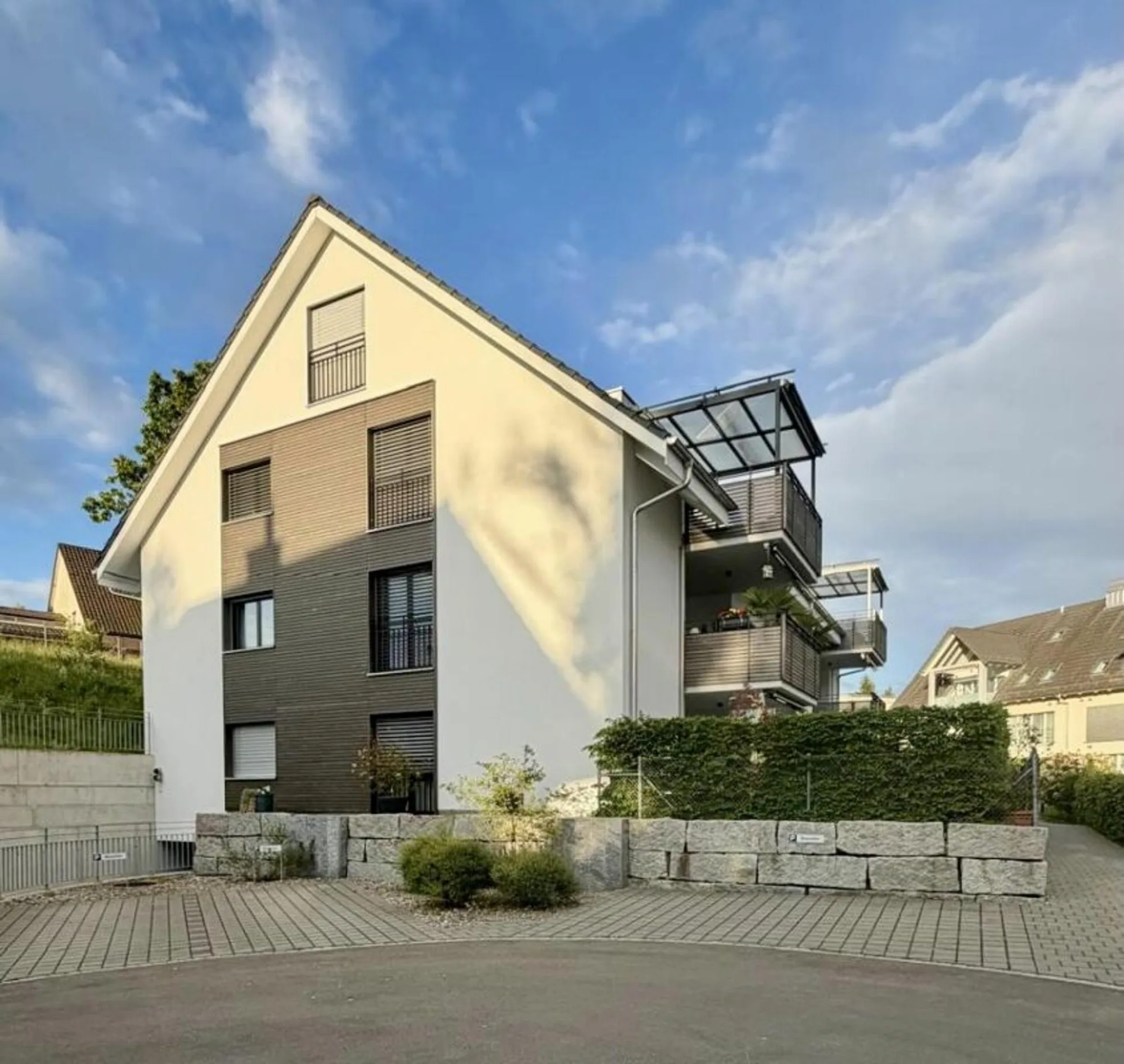 Exklusive Gartenwohnung in Glattfelden