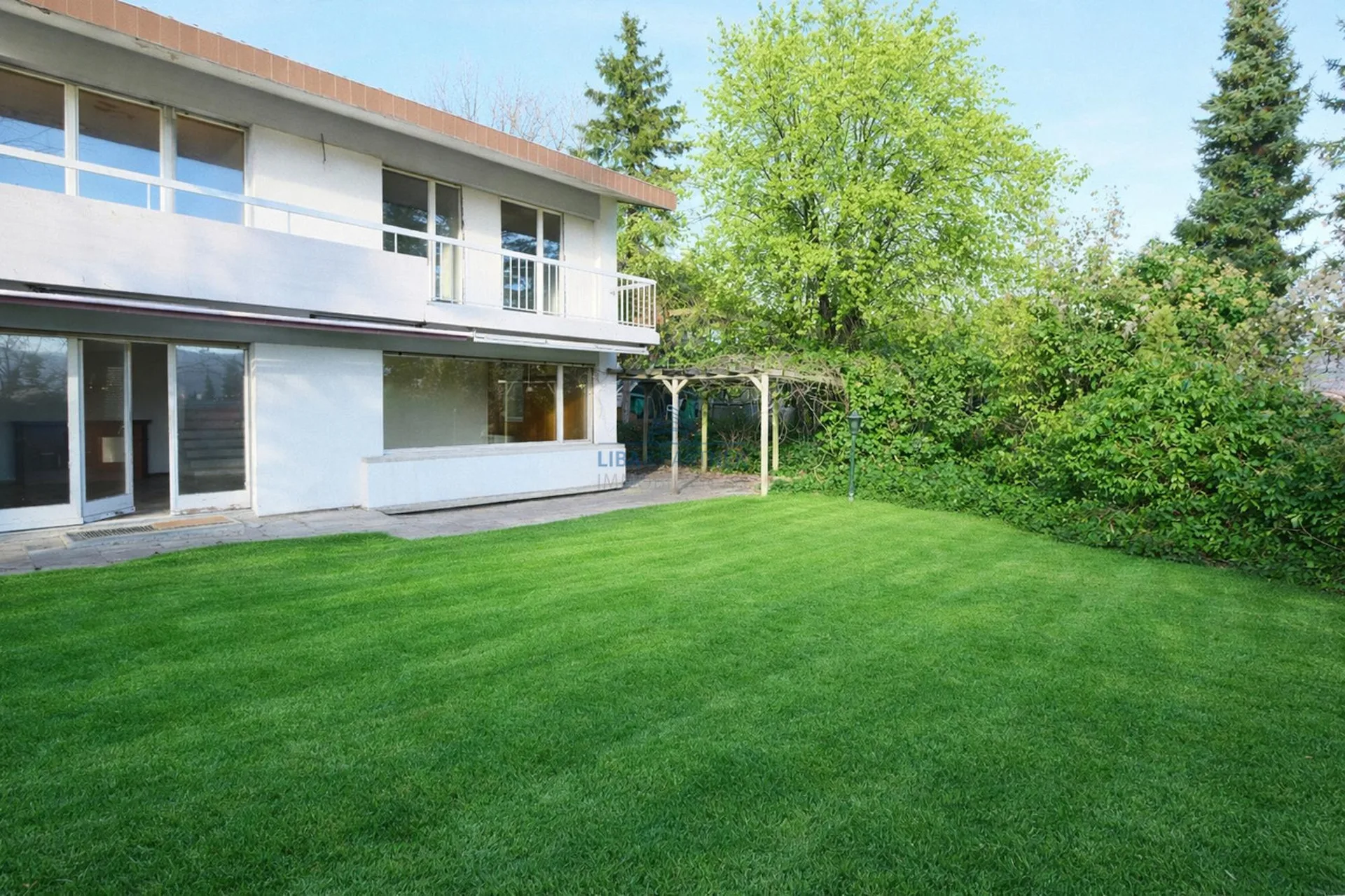 Habiter sur le Rebberg de Reinach, maison avec une vue imprenable & grand jardin