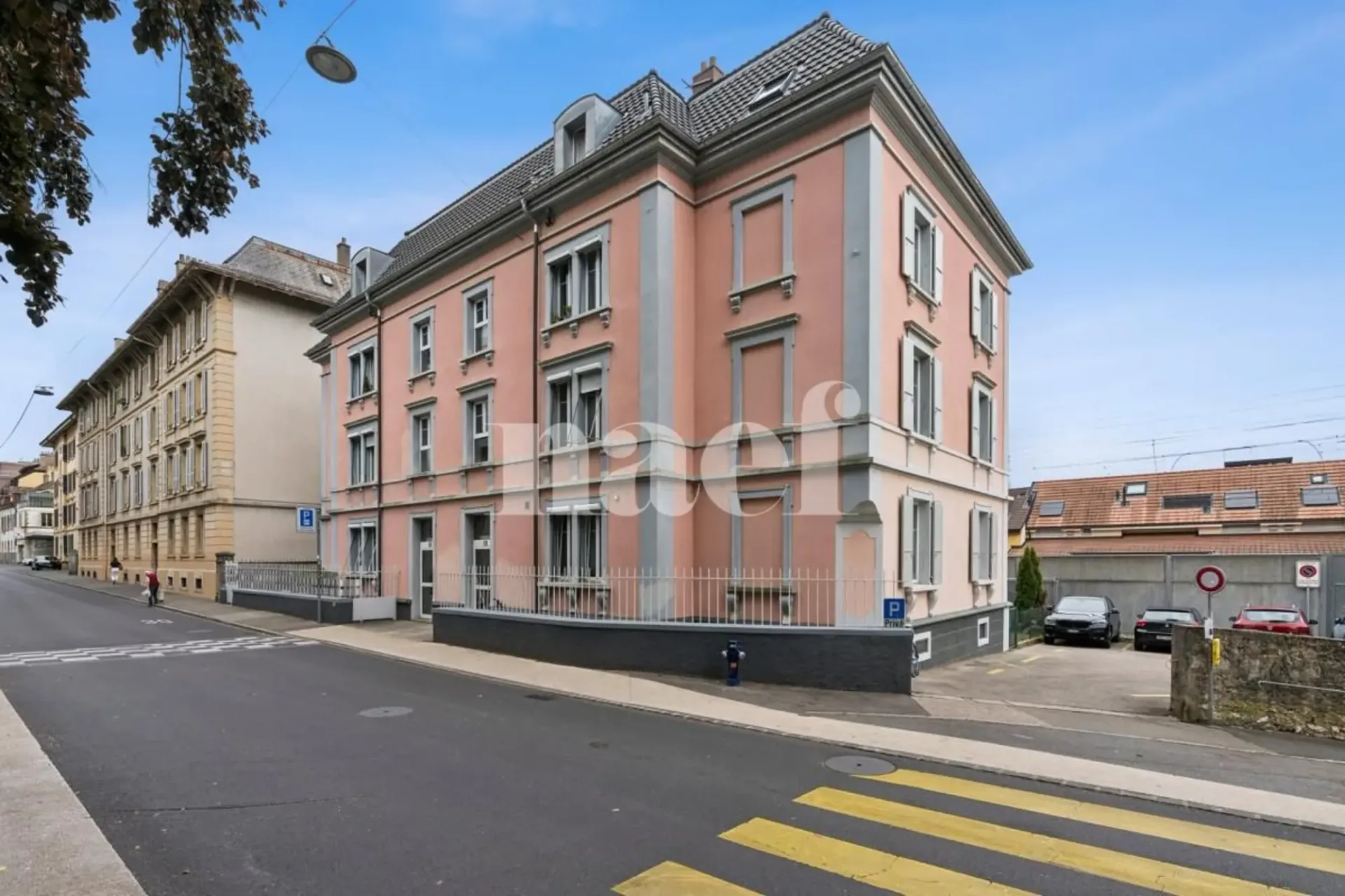 très grand appartement de 4.5 pièces proche du centre