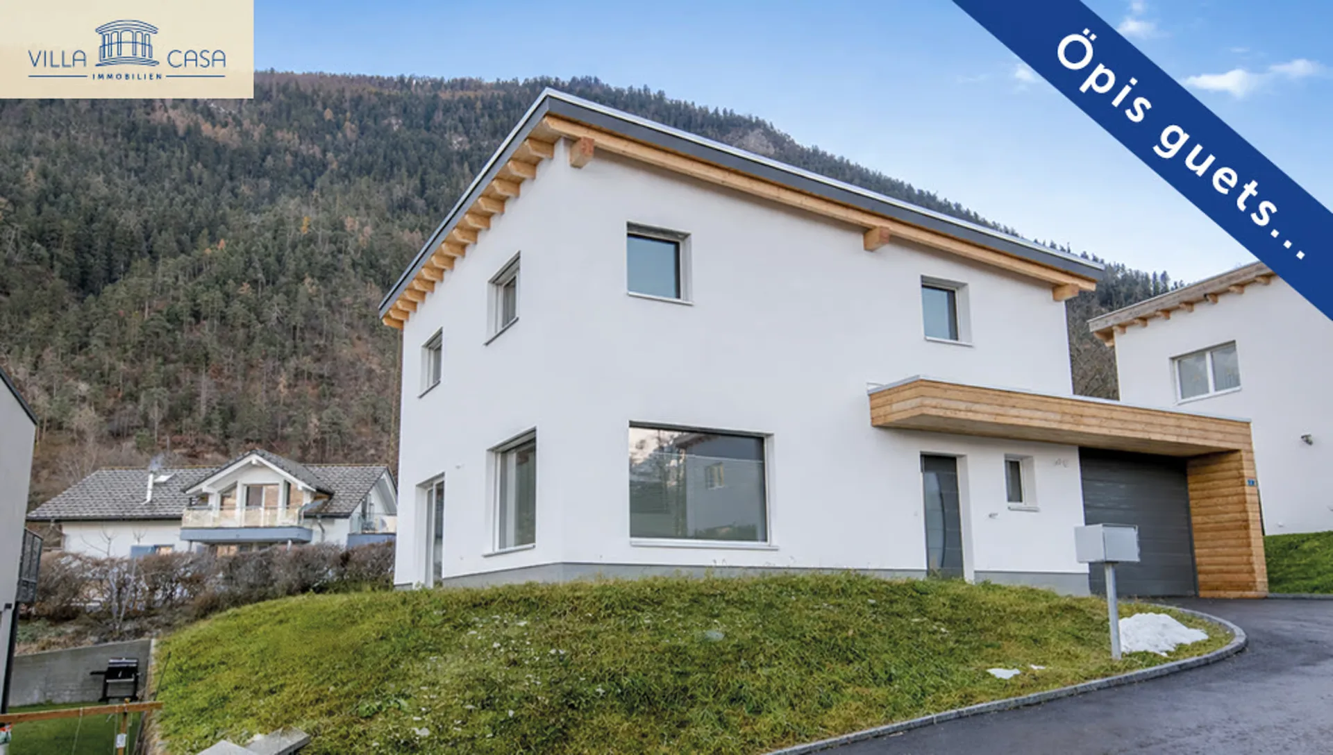 Wo Familienglück beginnt: Kinderfreundliches Einfamilienhaus mit hochw