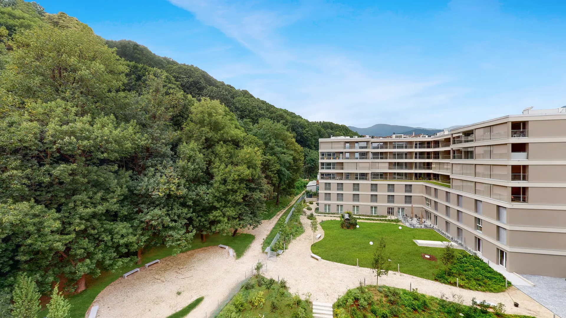 Spazio moderno e luminoso nel cuore di Parco Cornaredo