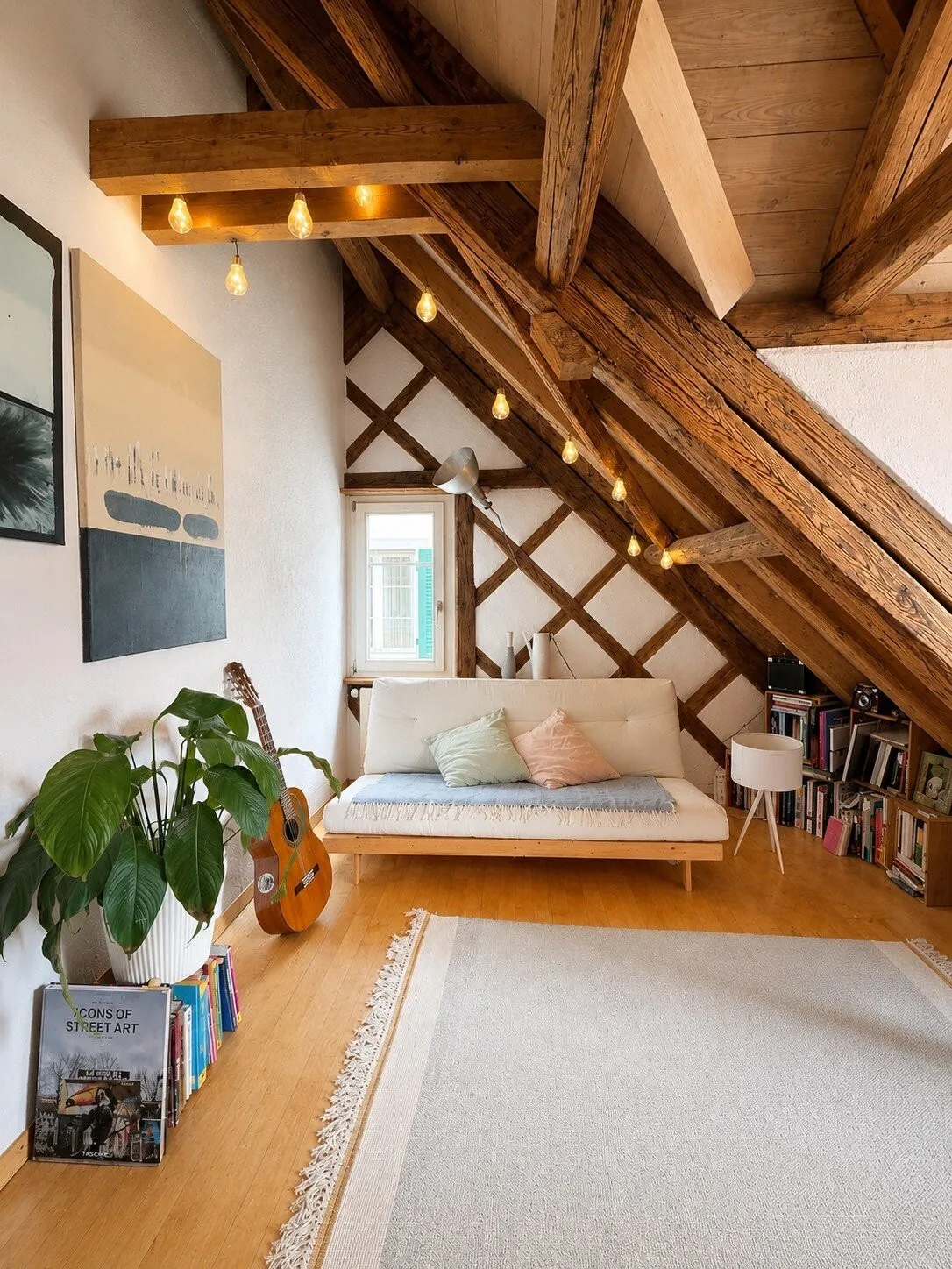1½ ZIMMER-DACHWOHNUNG IN SCHMERIKON (SG), MÖBLIERT, TEMPORÄR