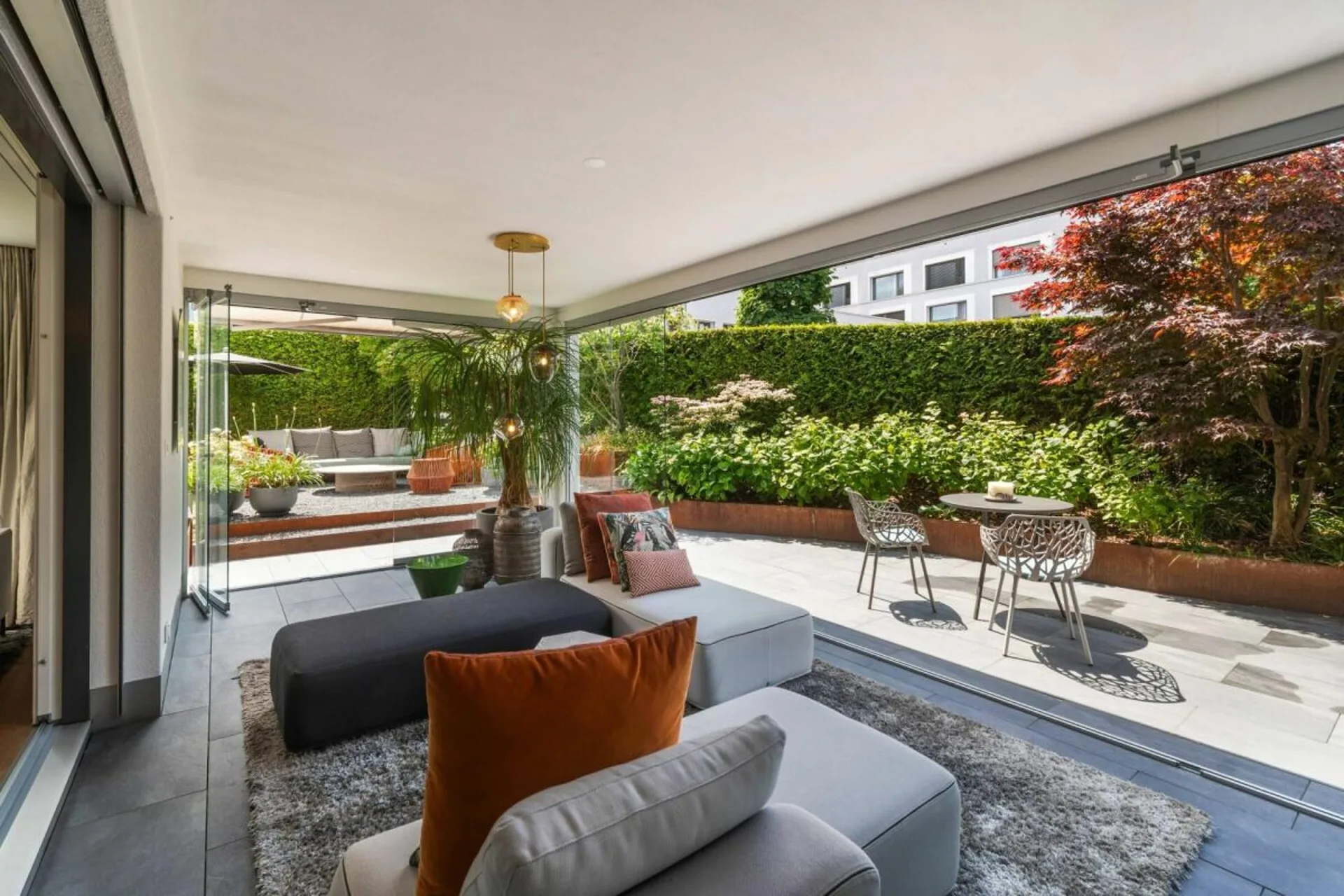 ENGELHOF | zentral, ruhig, seenah, exklusiver Garten, top Zustand, gehobener Ausbaustandard