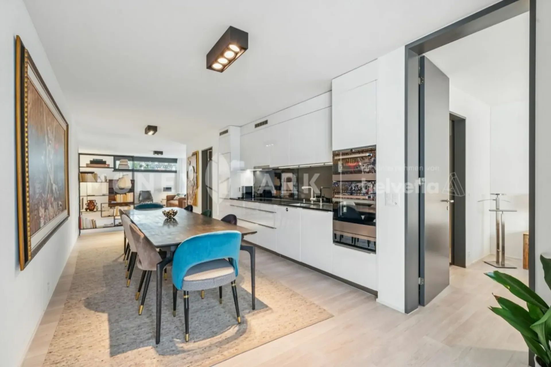 Exklusive 2.5-Zimmer-Wohnung mit zwei grossen Terrassen und viel Privatsphäre