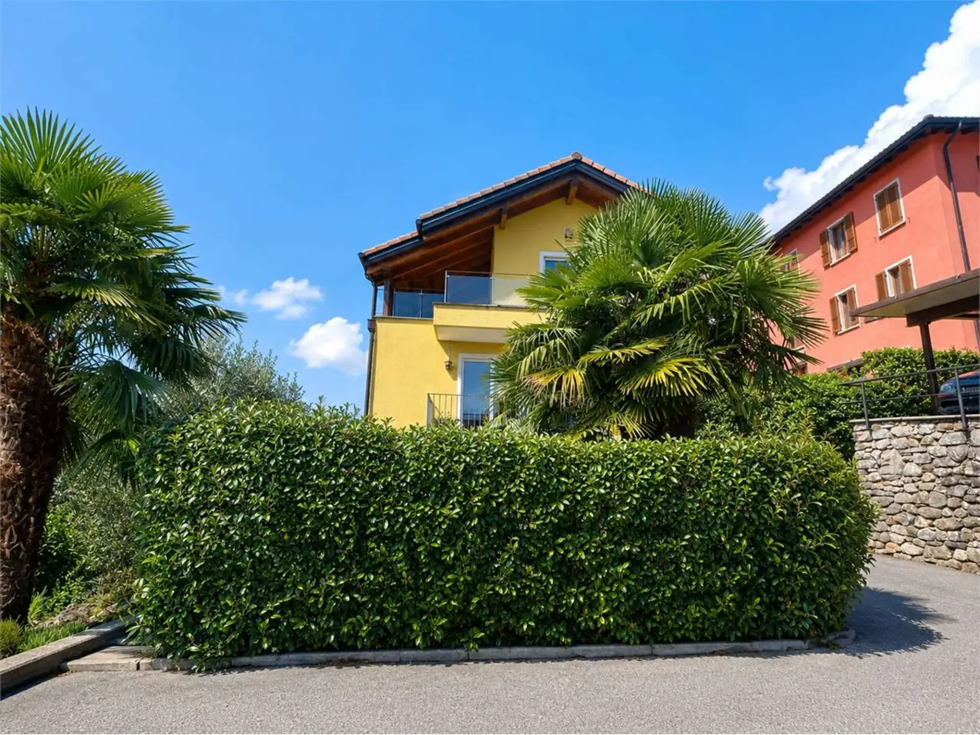 Helles und geräumiges 4.5-Zimmer-Apartment mit freiem Blick
