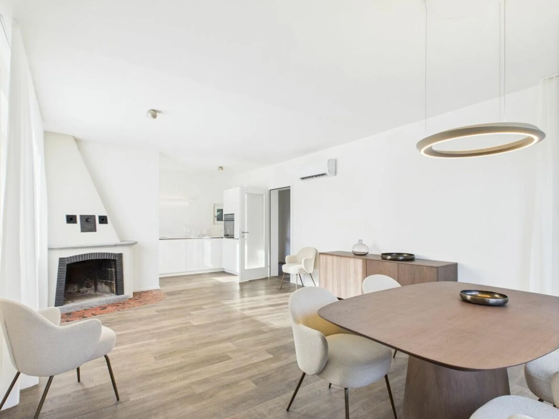 Stilvolle 4.5-Zimmer-Obergeschosswohnung im Tessiner Stil in Ascona