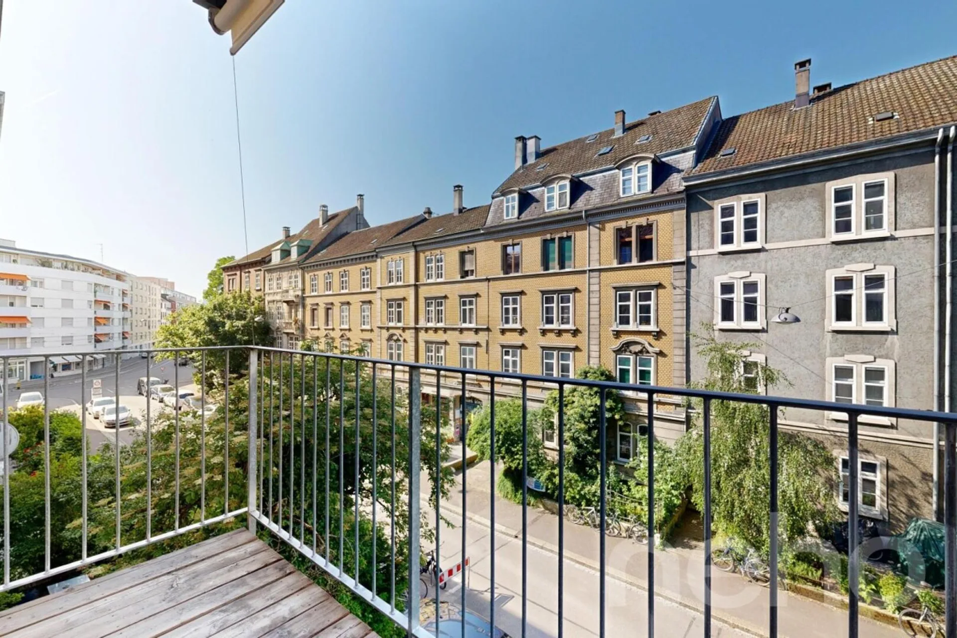 Urbanes Loft-Wohngefühl mit zwei Balkonen im Herzen von Basel