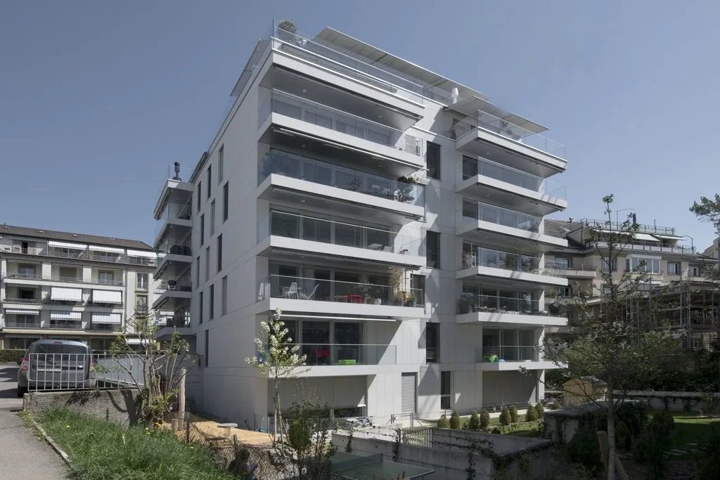 4.5 pièces dans un immeuble de standing - quartier Elysée!