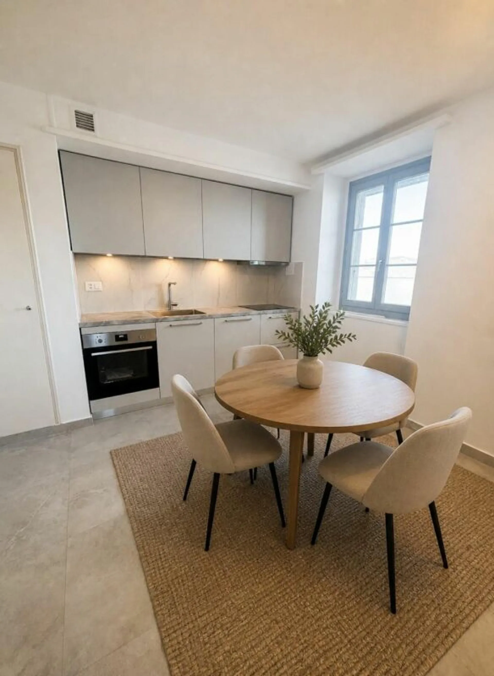 Plusieurs appartements rénovés à louer