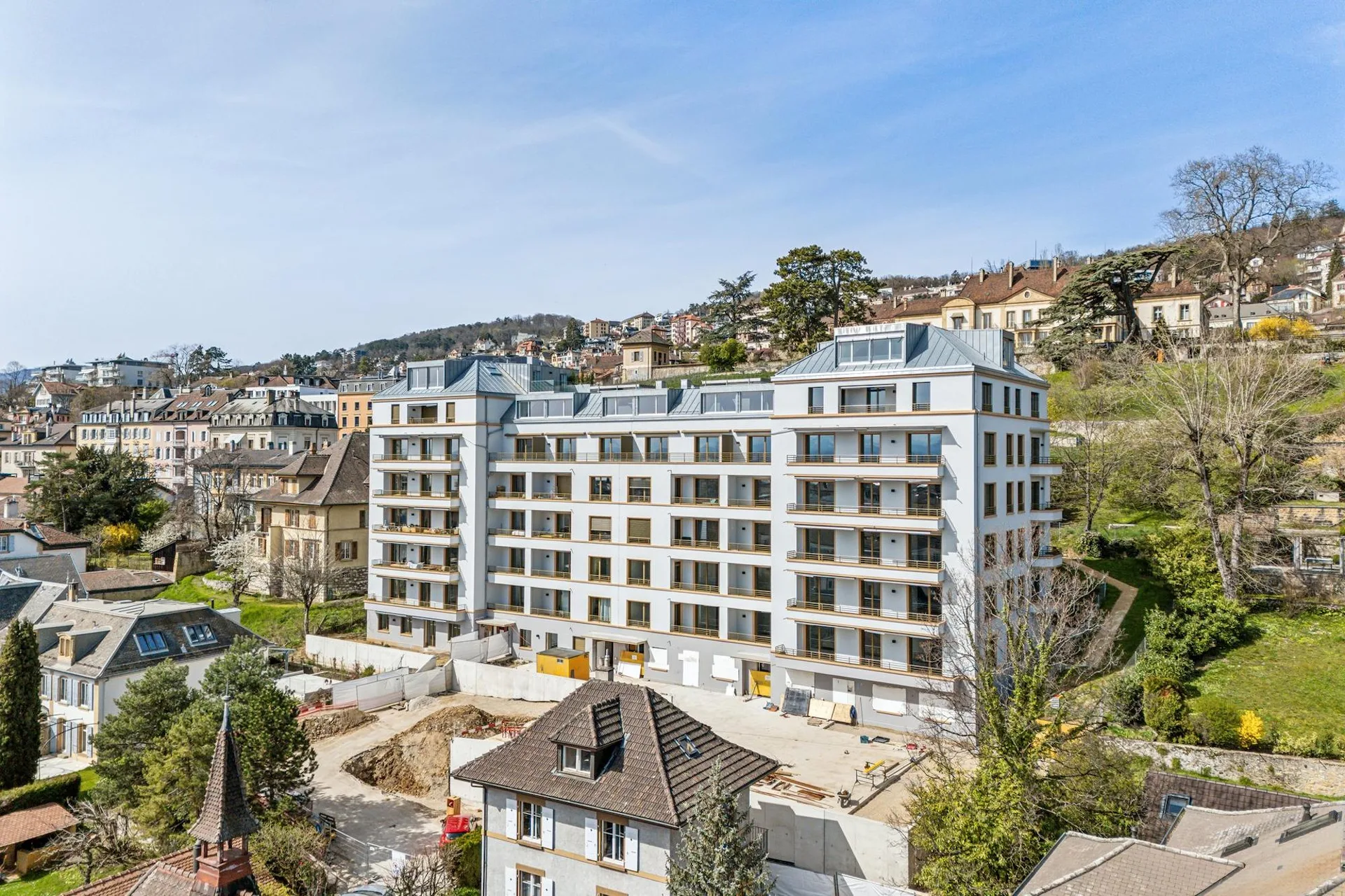 Logement moderne avec superb emplacement
