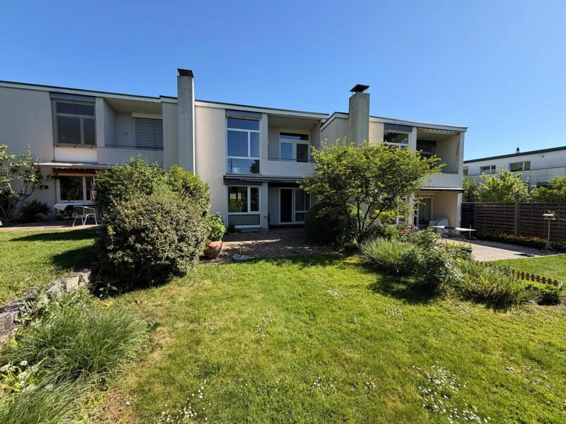 5.5-Zimmer-Reiheneinfamilienhaus in Bottmingen