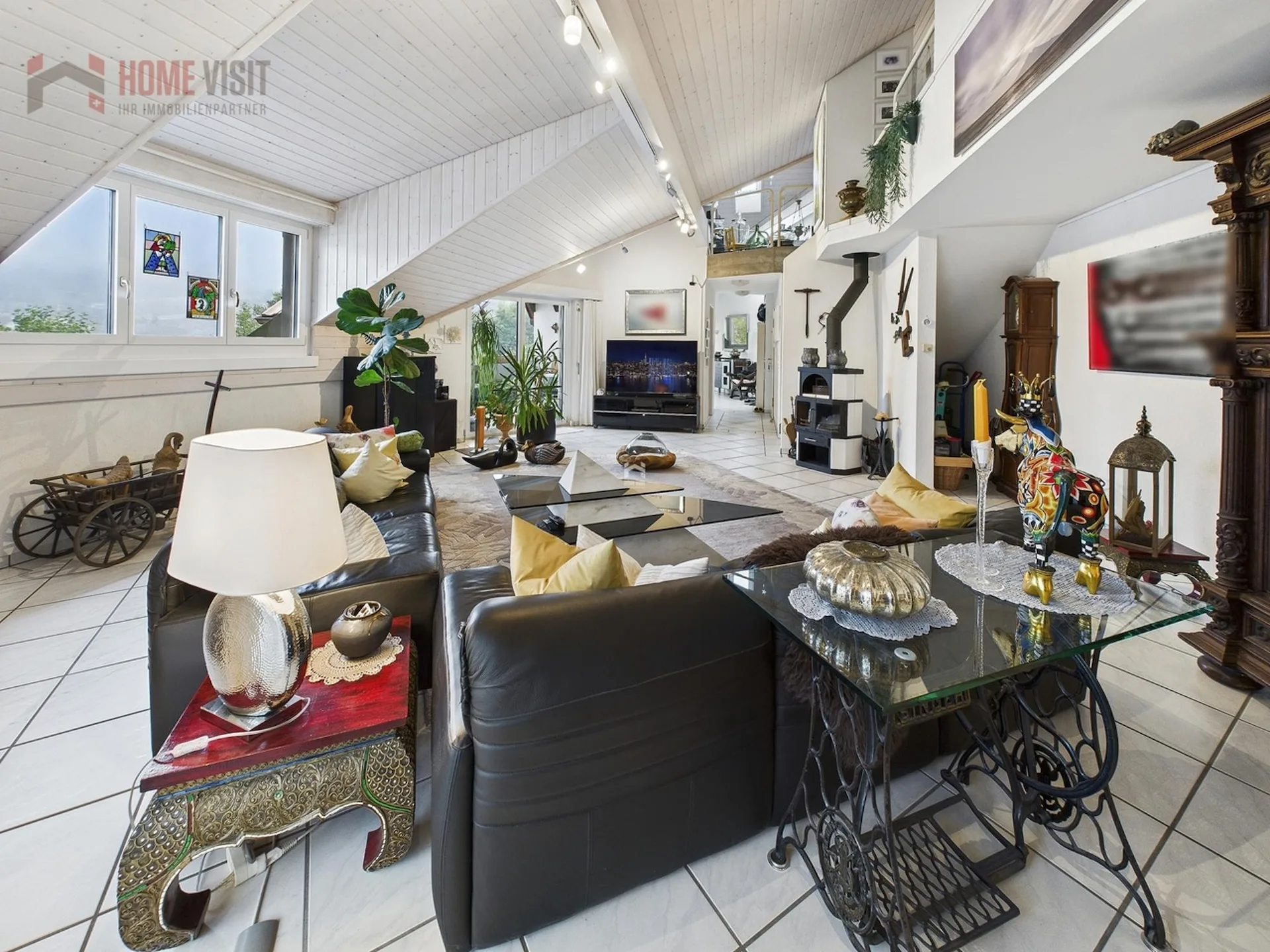 Dreamy maisonette apartment with charm, comfort, and a great view