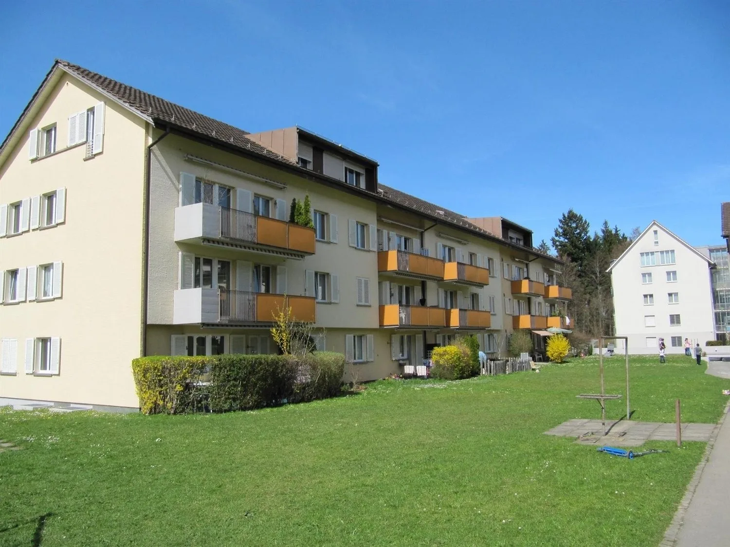 Gelegenheit! Ruhig und preiswert! 2 ZWG im 1. OG