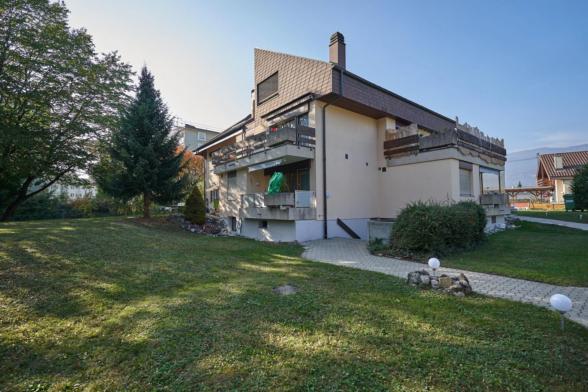 Appartamento con balcone accogliente in posizione centrale