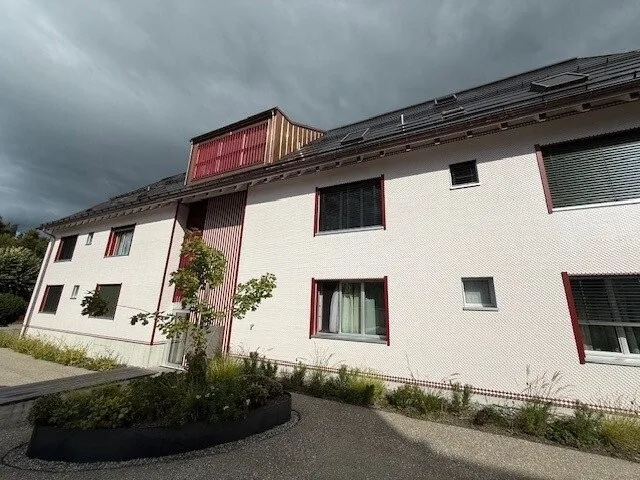Grosszügige 4.5 Zimmerwohnung in der Zentrumsüberbauung Benzenschwil