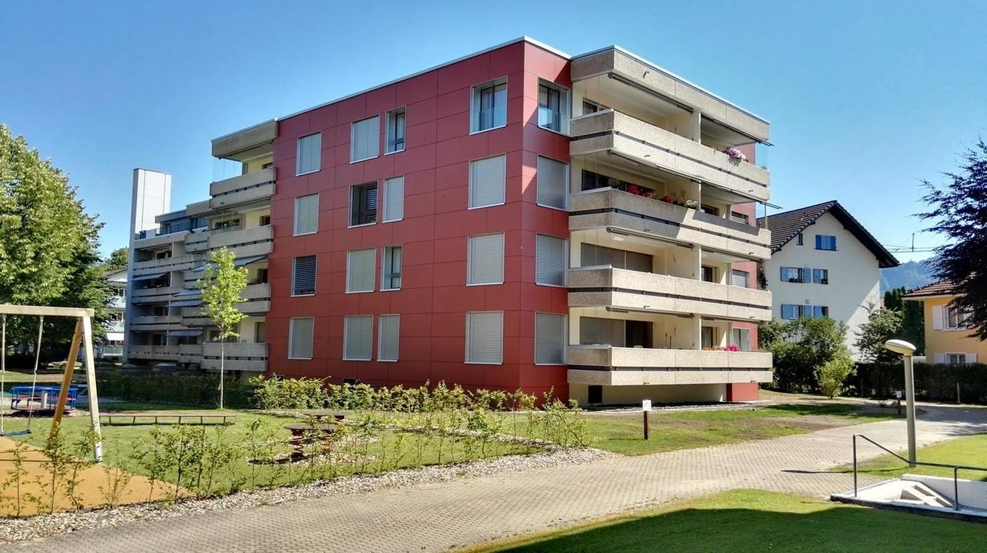 Grosszügige 2- Zimmerwohnung