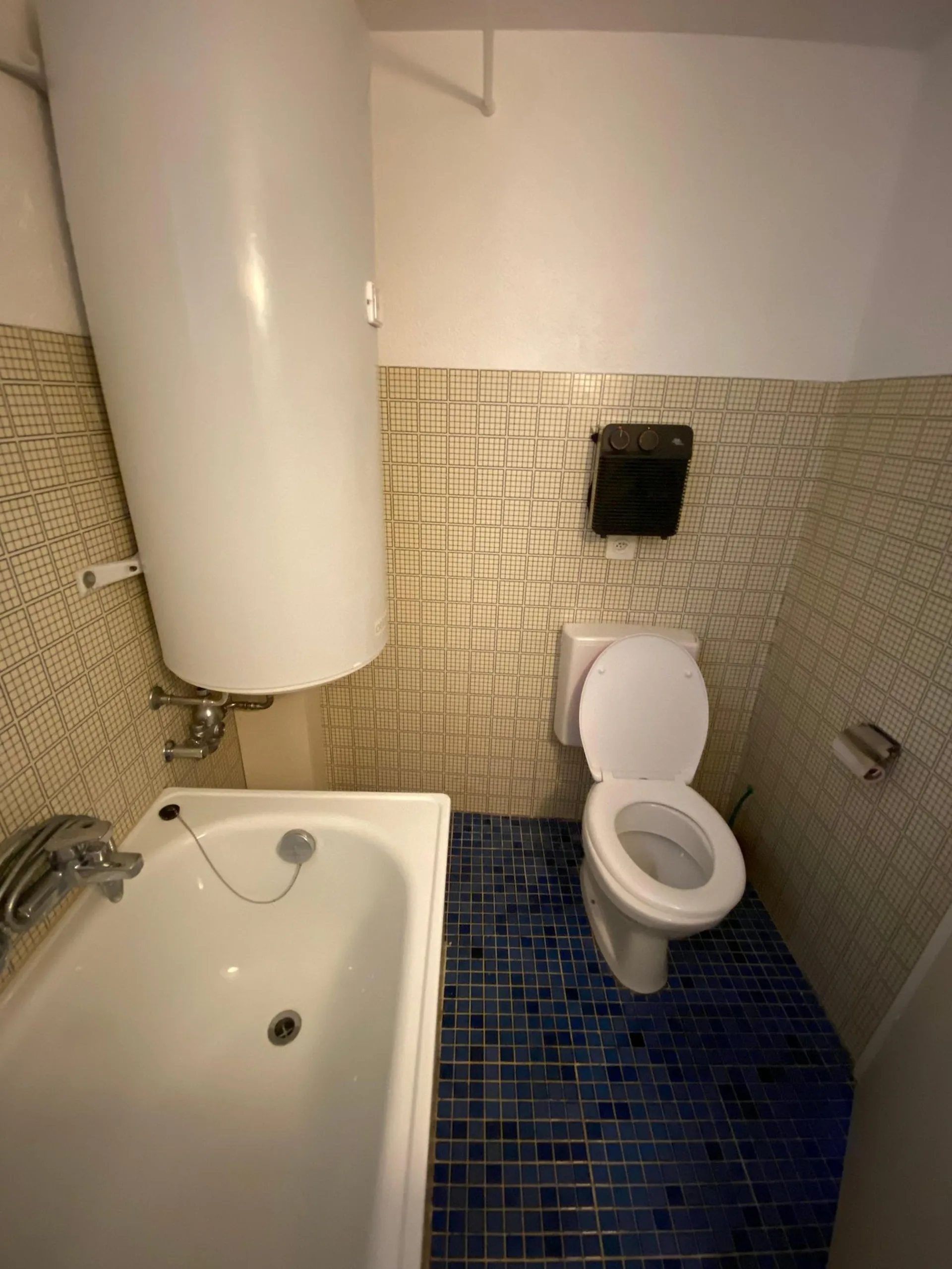 Image 12