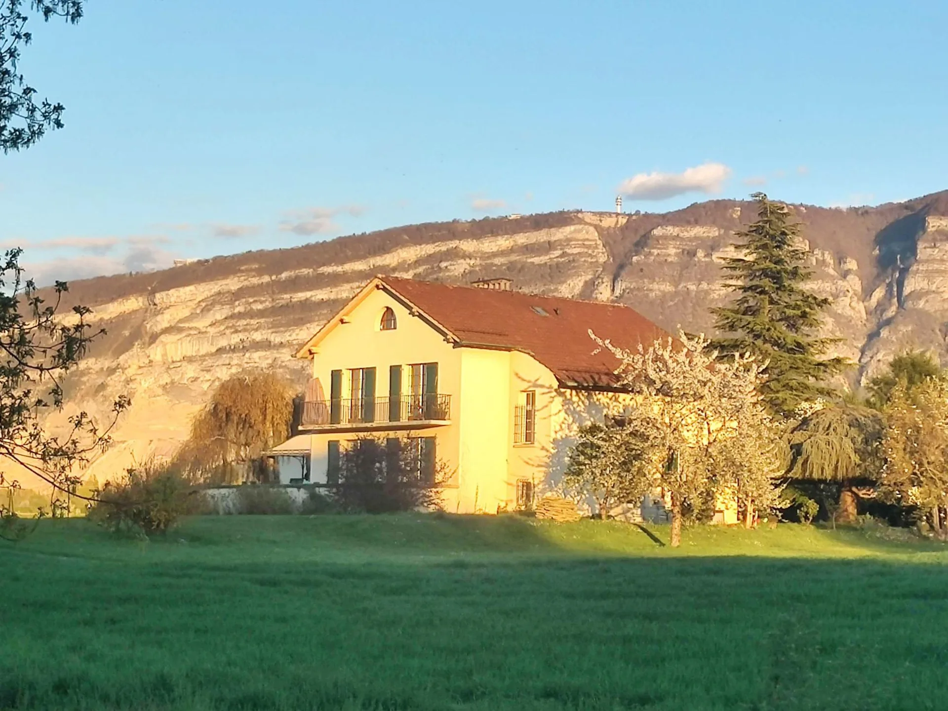 Charmanter Apartment mit 5 Zimmern in Plan-les-Ouates